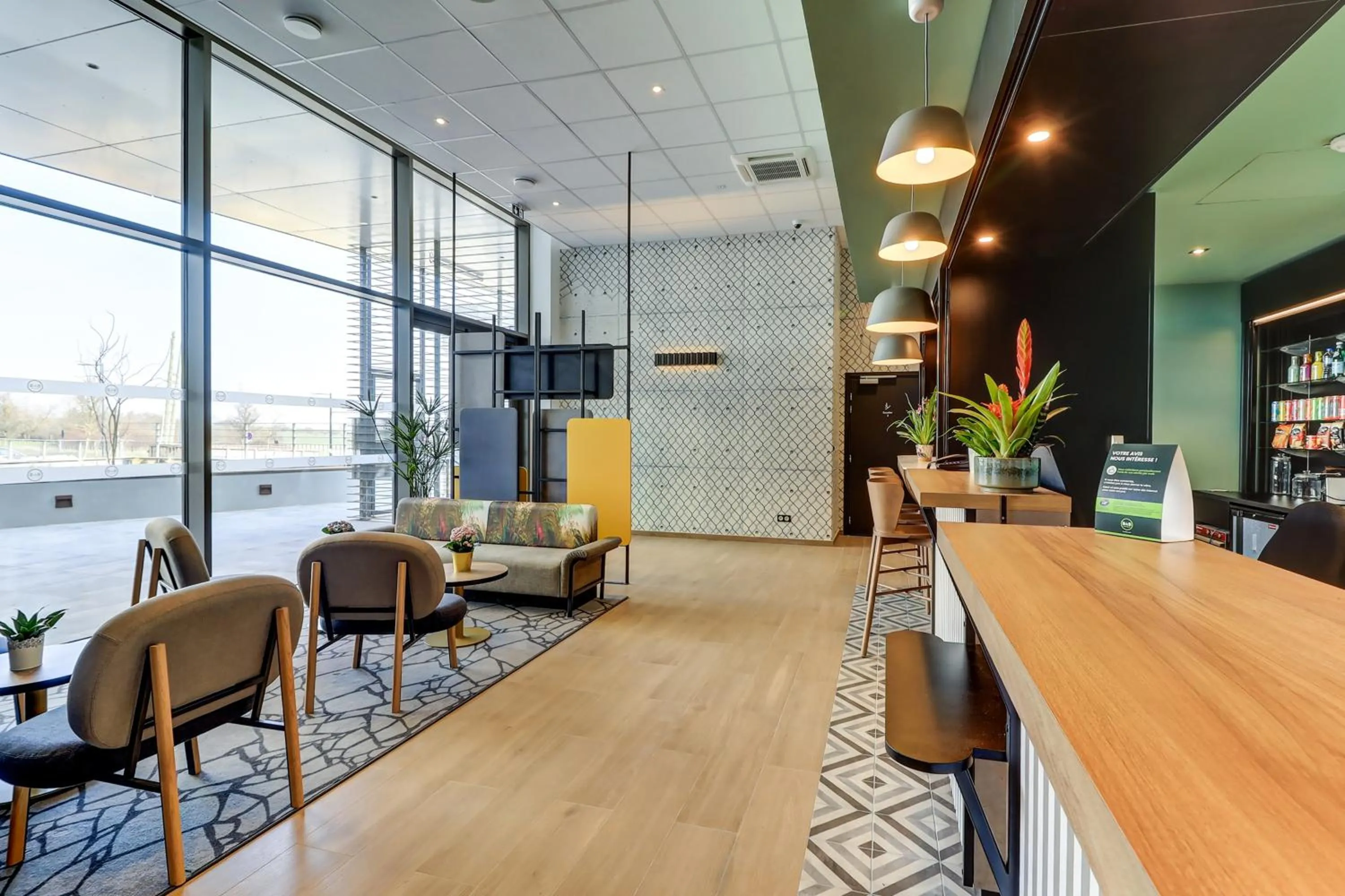 Lobby or reception in B&B HOTEL Dijon Valmy Toison d'or