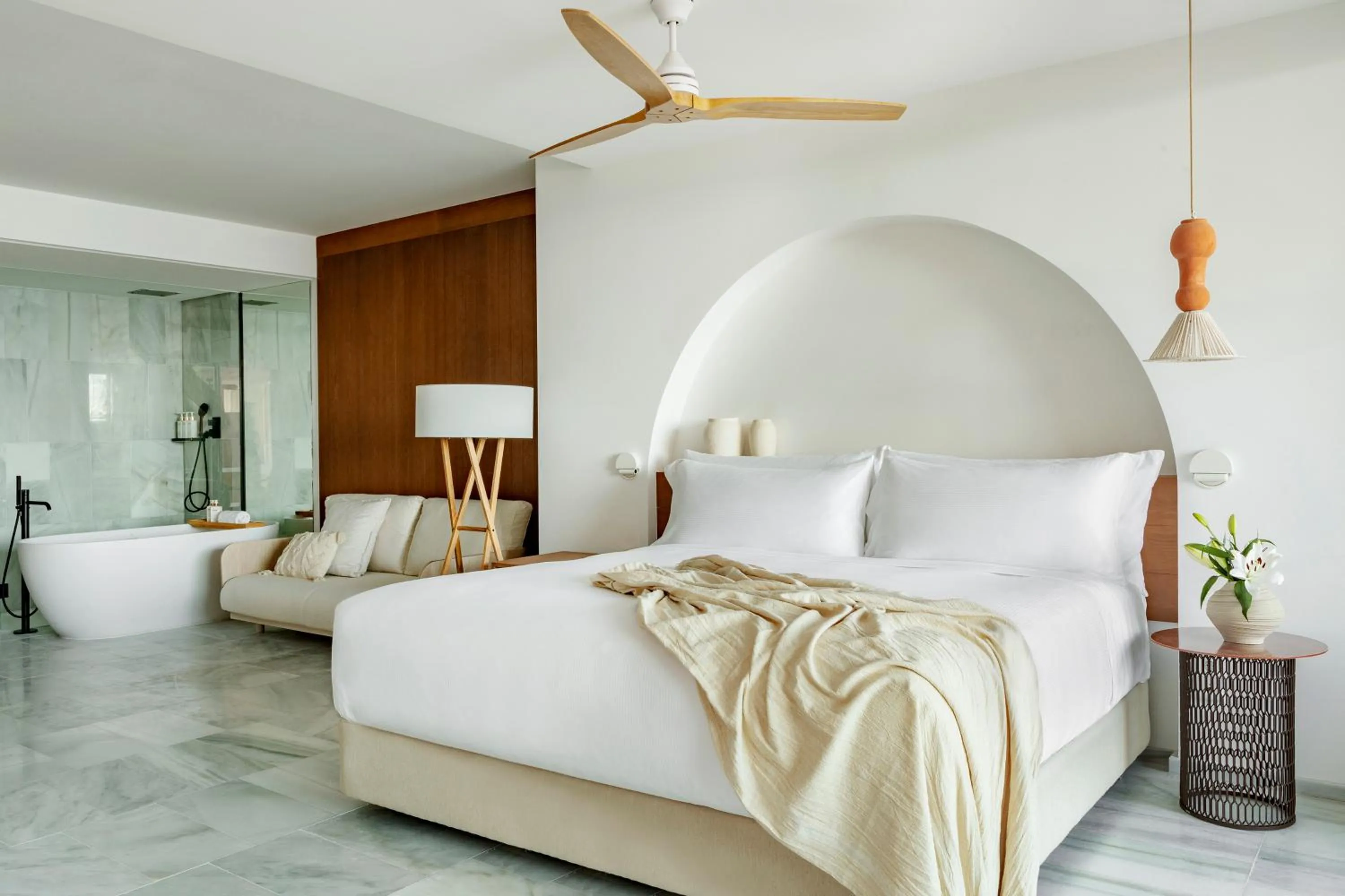 Bed in Villa Le Blanc, a Gran Meliá Hotel - The Leading Hotels of The World