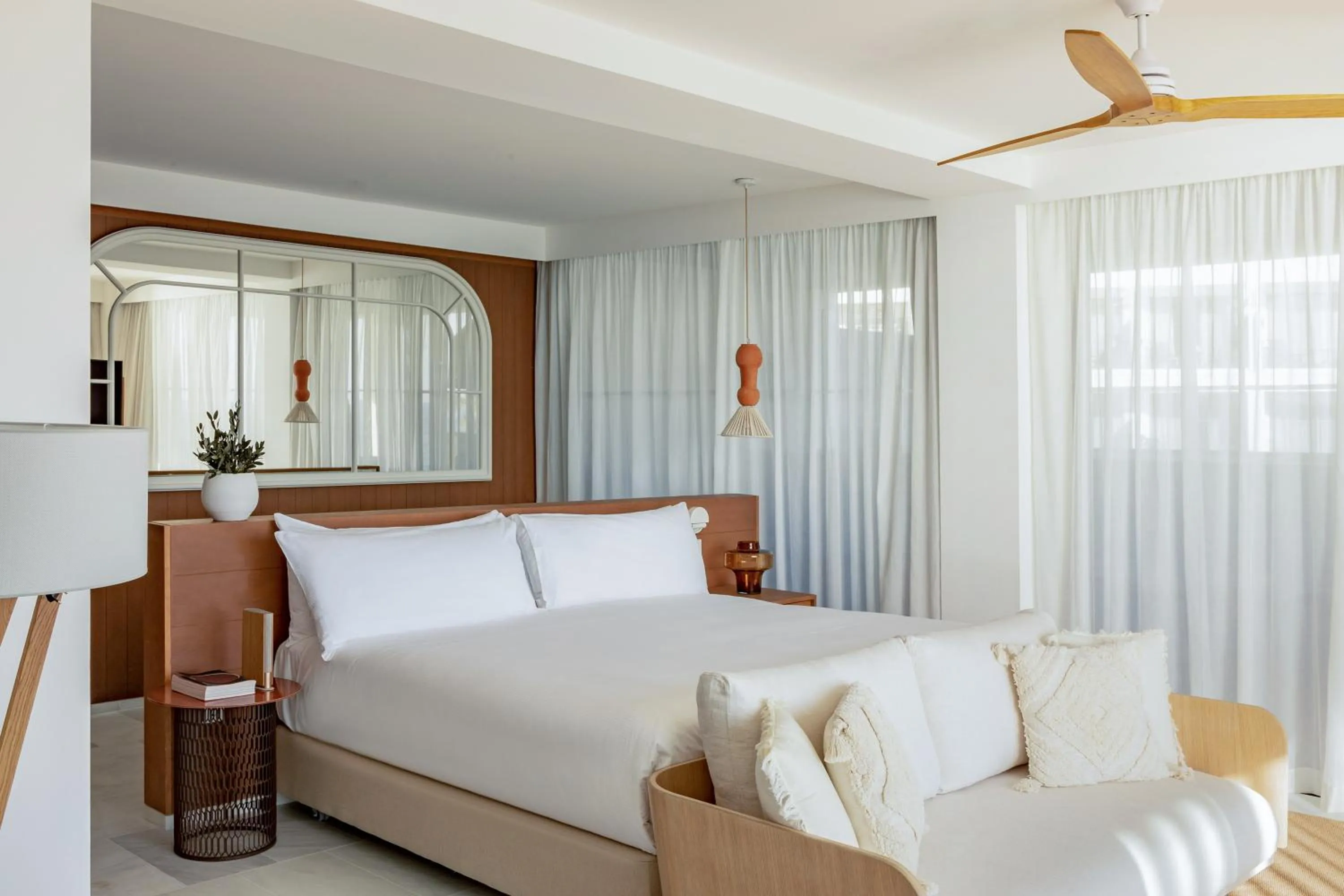 Bed in Villa Le Blanc, a Gran Meliá Hotel - The Leading Hotels of The World