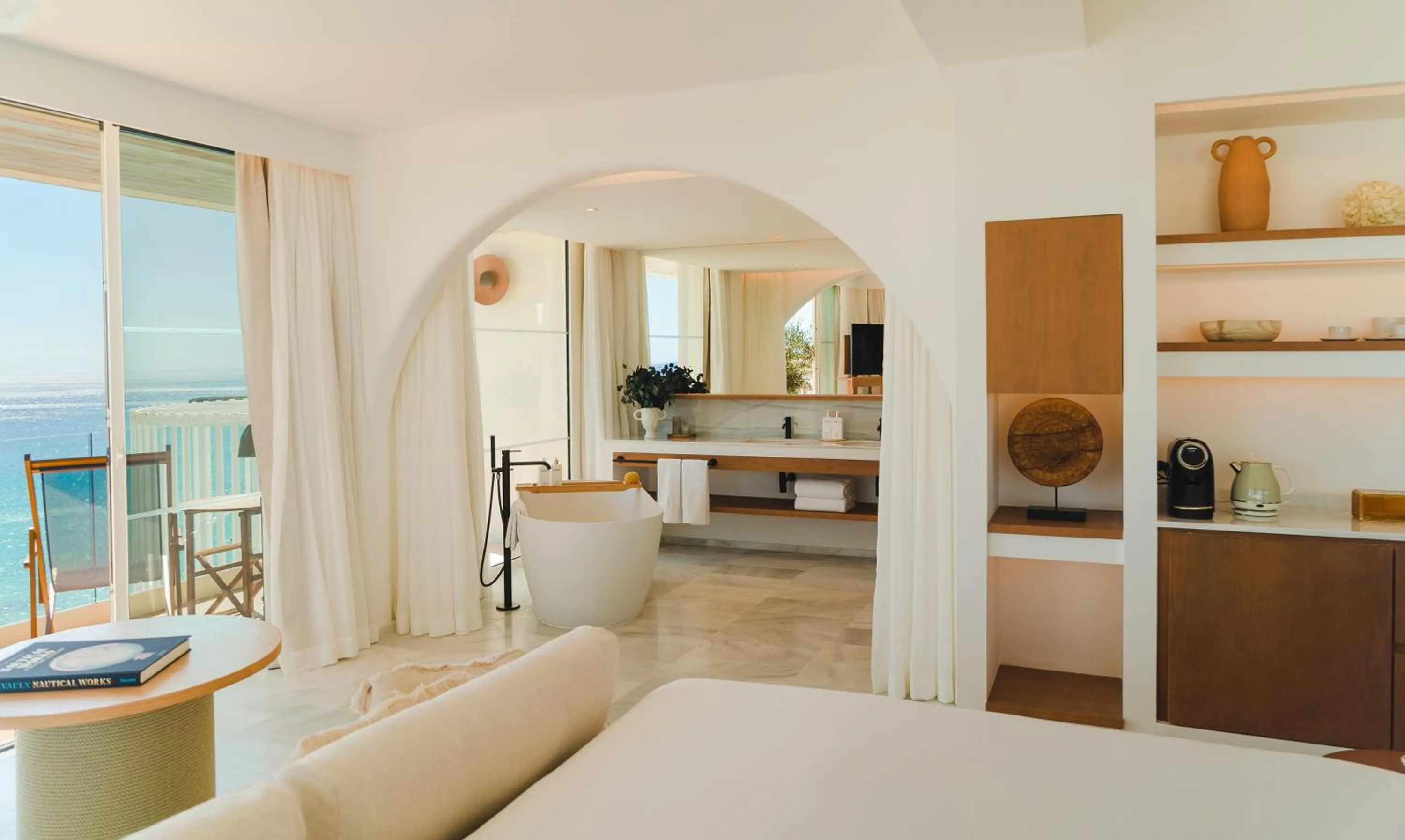 Bed in Villa Le Blanc, a Gran Meliá Hotel - The Leading Hotels of The World