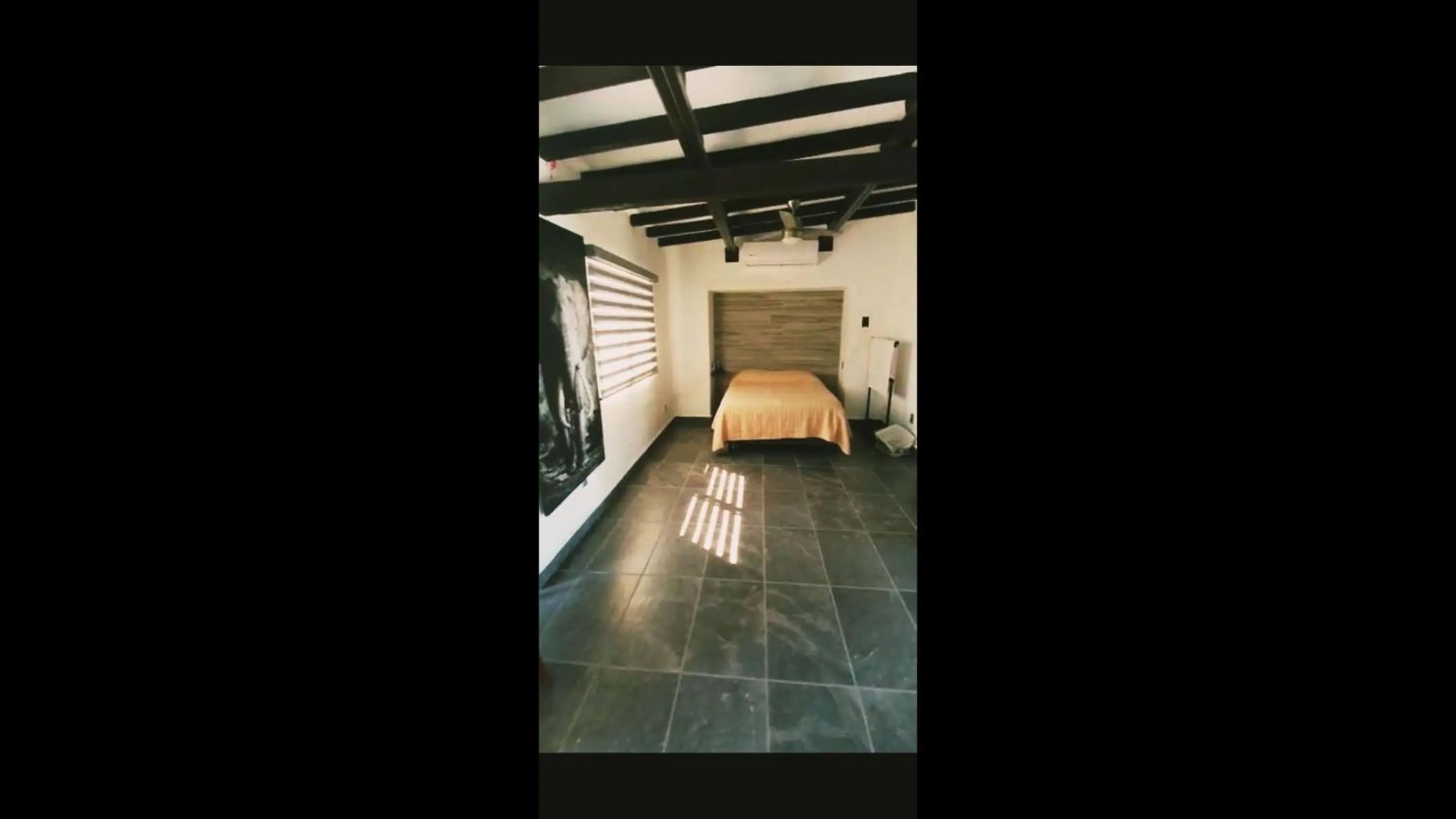 Bedroom in Camberos Place - centrally-located loft-penthouse