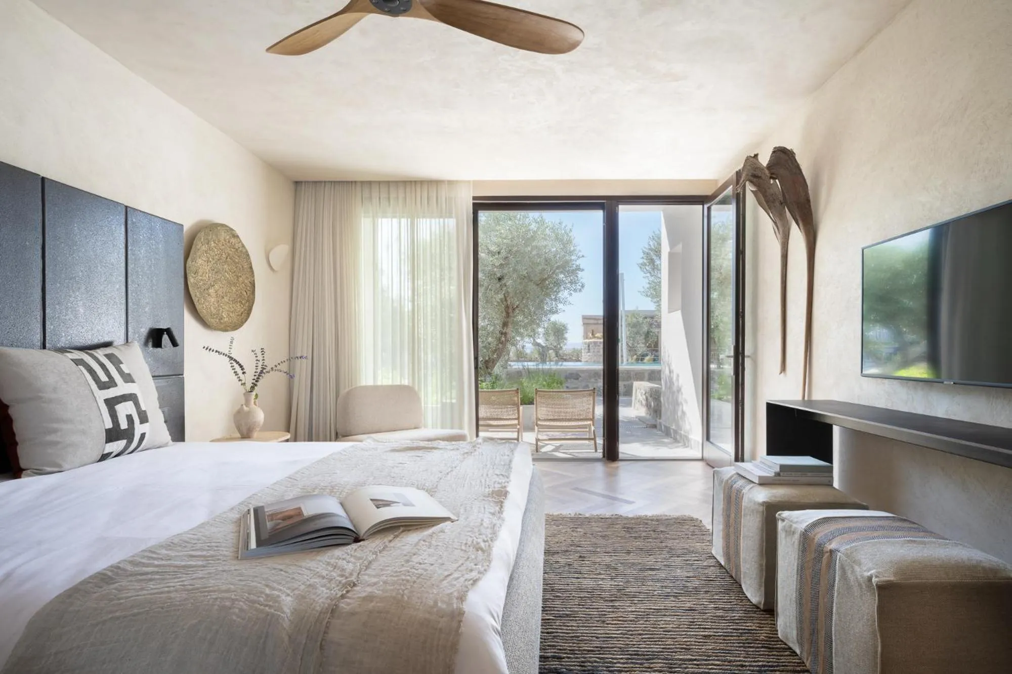 Deluxe Pool View - single occupancy - Upper Floor in Pereh Mountain Resort