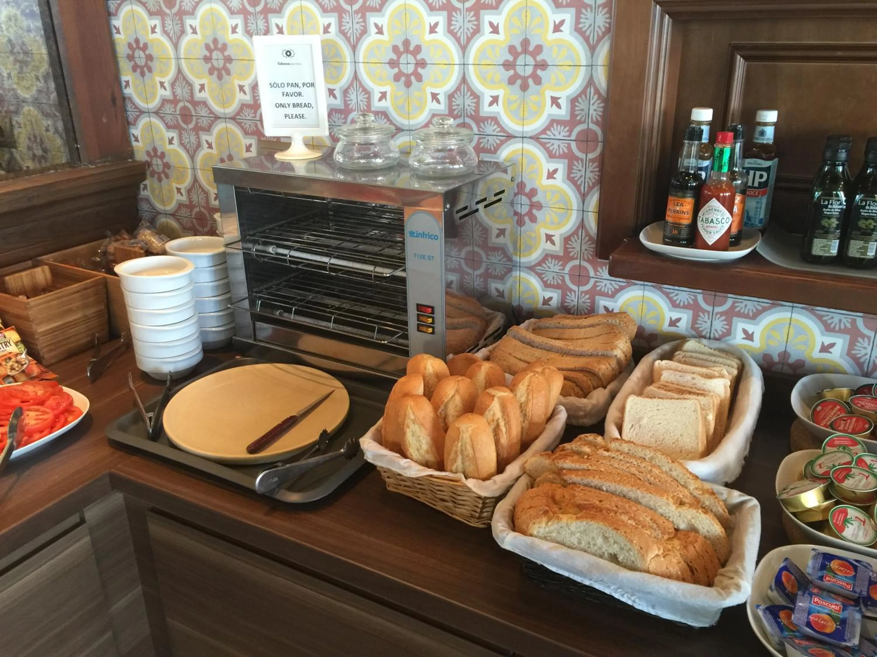 Restaurant/places to eat in Toboso Apar - Turis