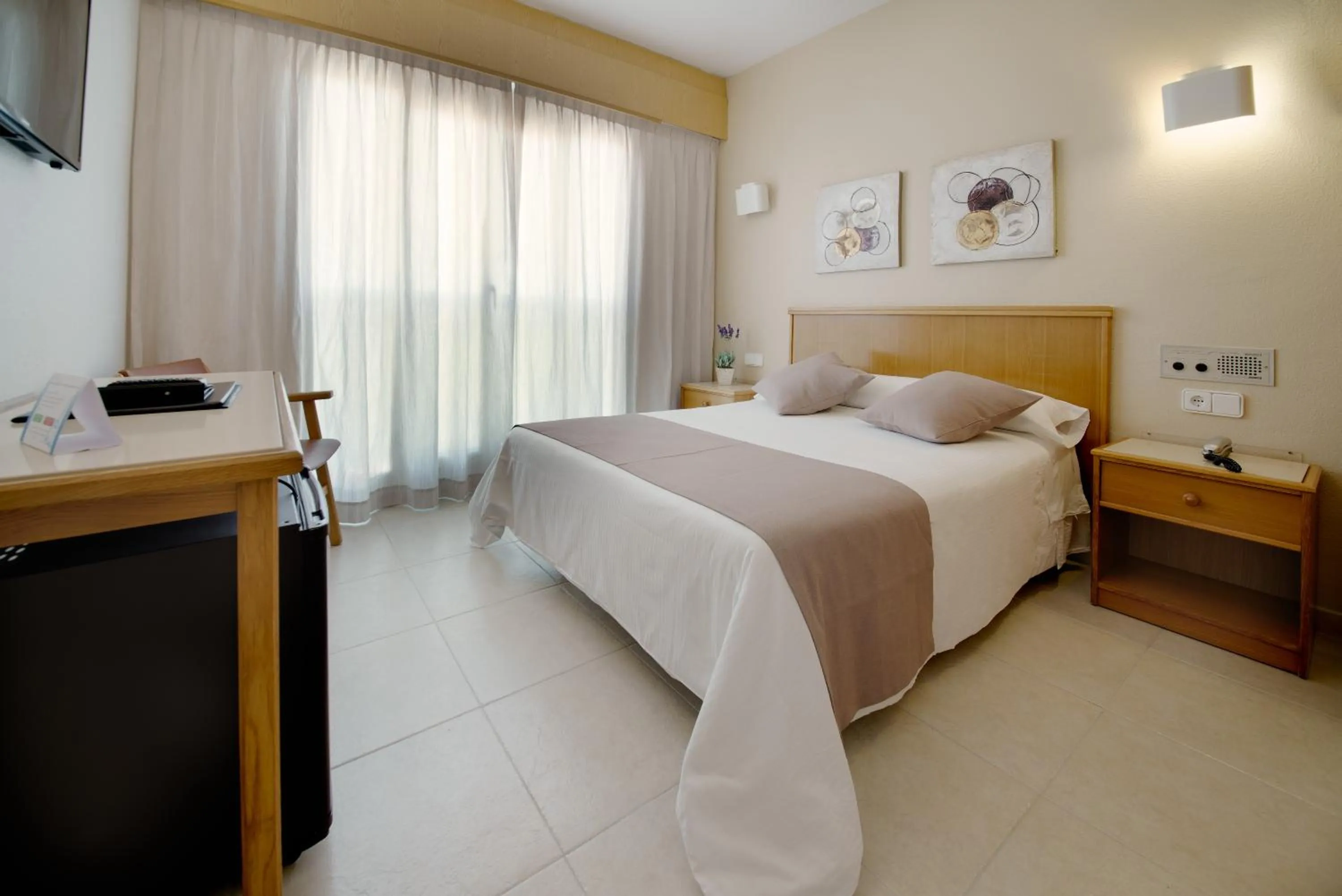 Photo of the whole room in Hotel Albatros