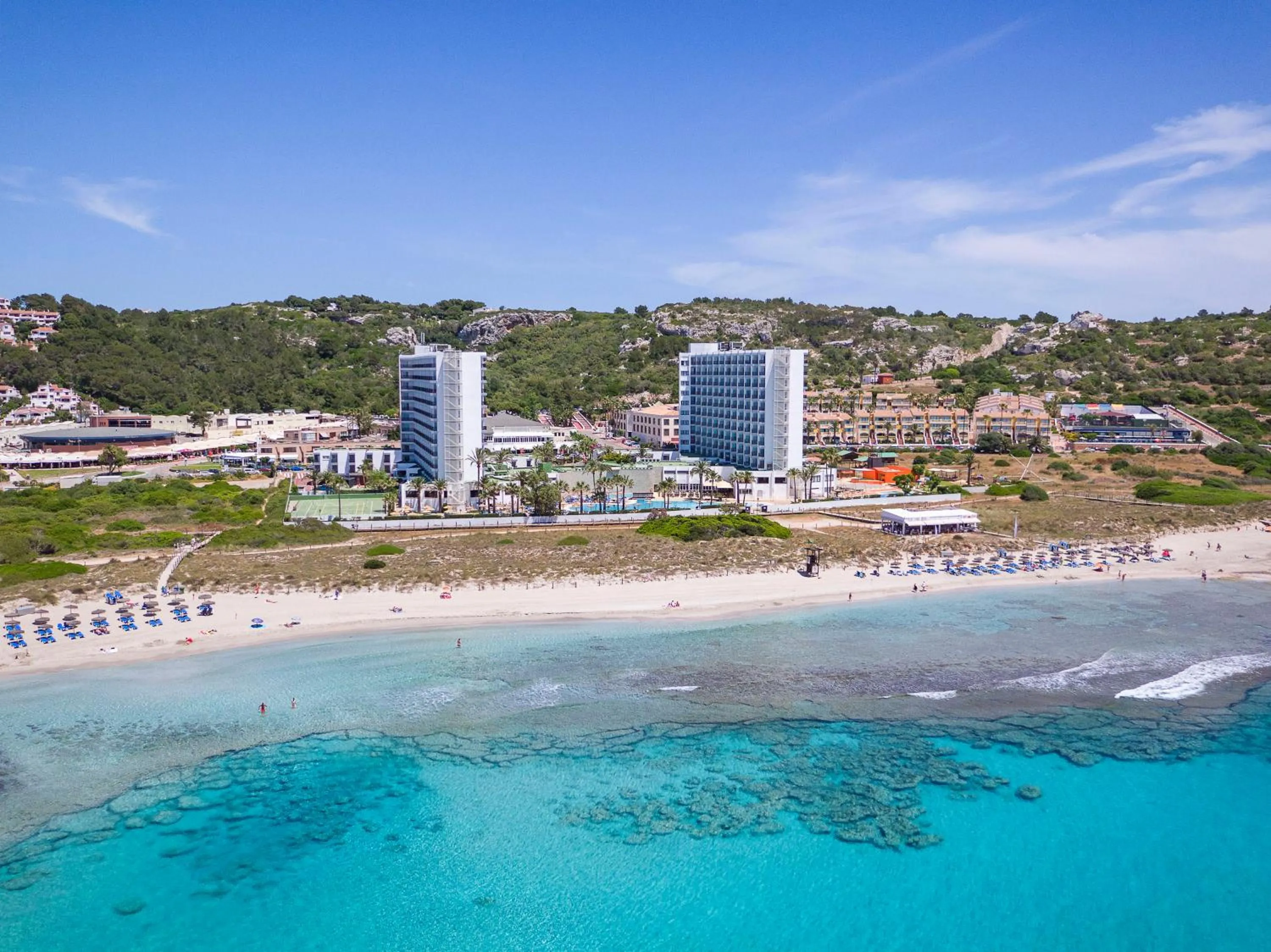 Bird's eye view in Sol Milanos Pingüinos