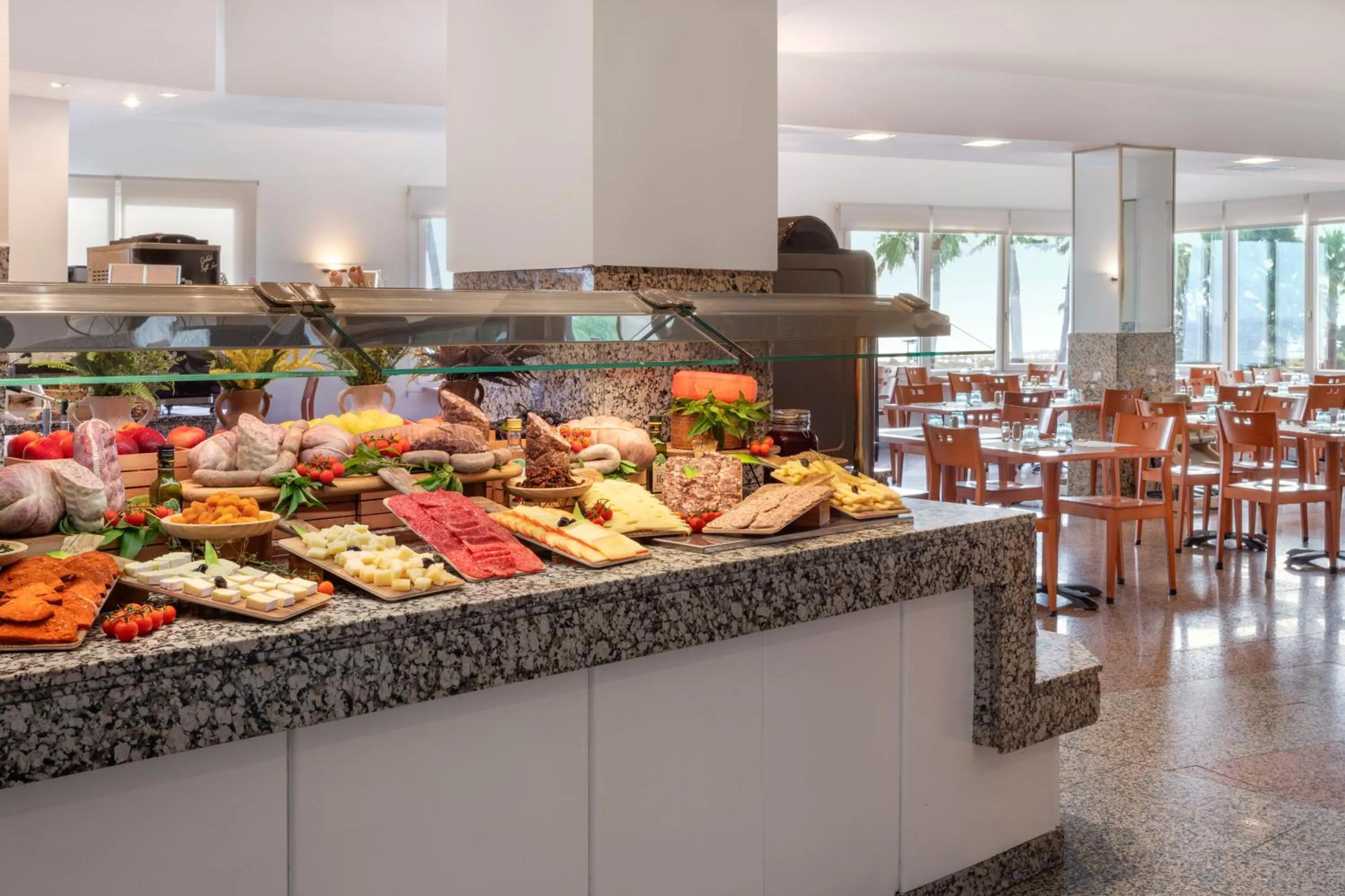 Restaurant/places to eat in Sol Milanos Pingüinos