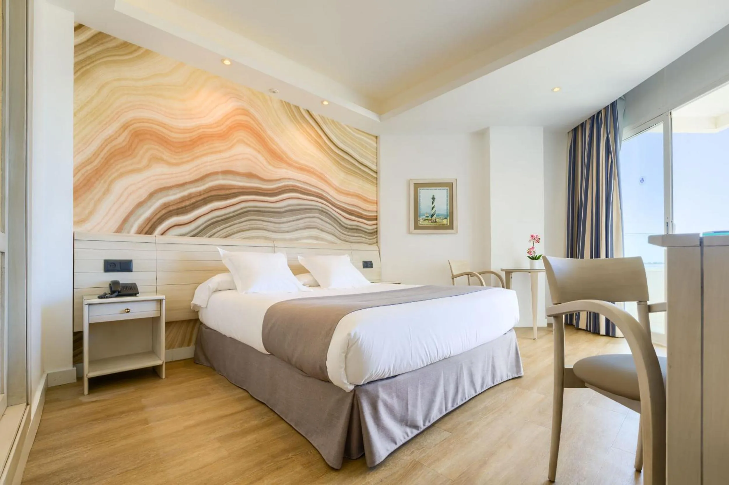 Bed in Hotel Puerto Bahía & Spa