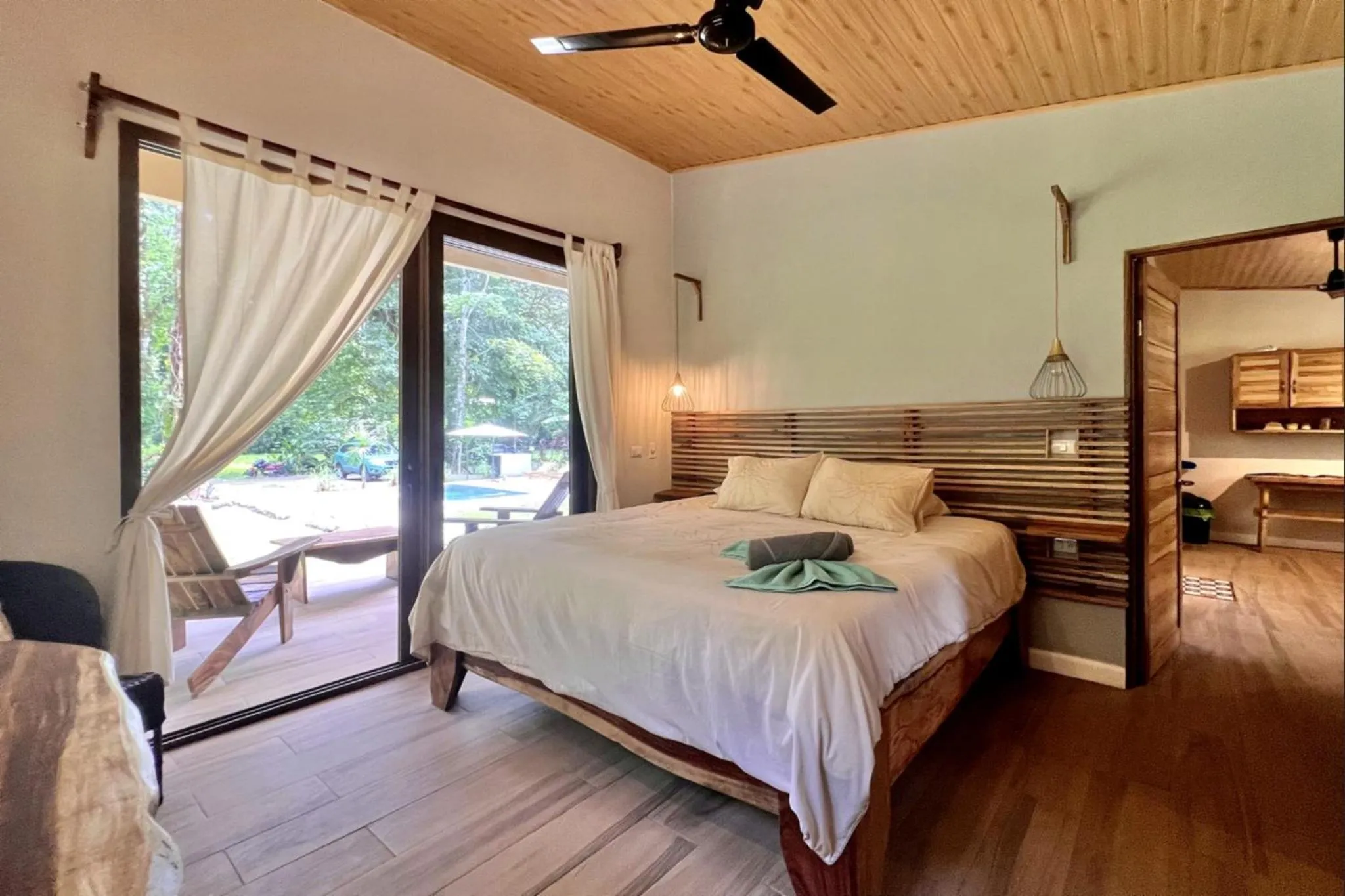 Bed in Exôtico Beach Hotel