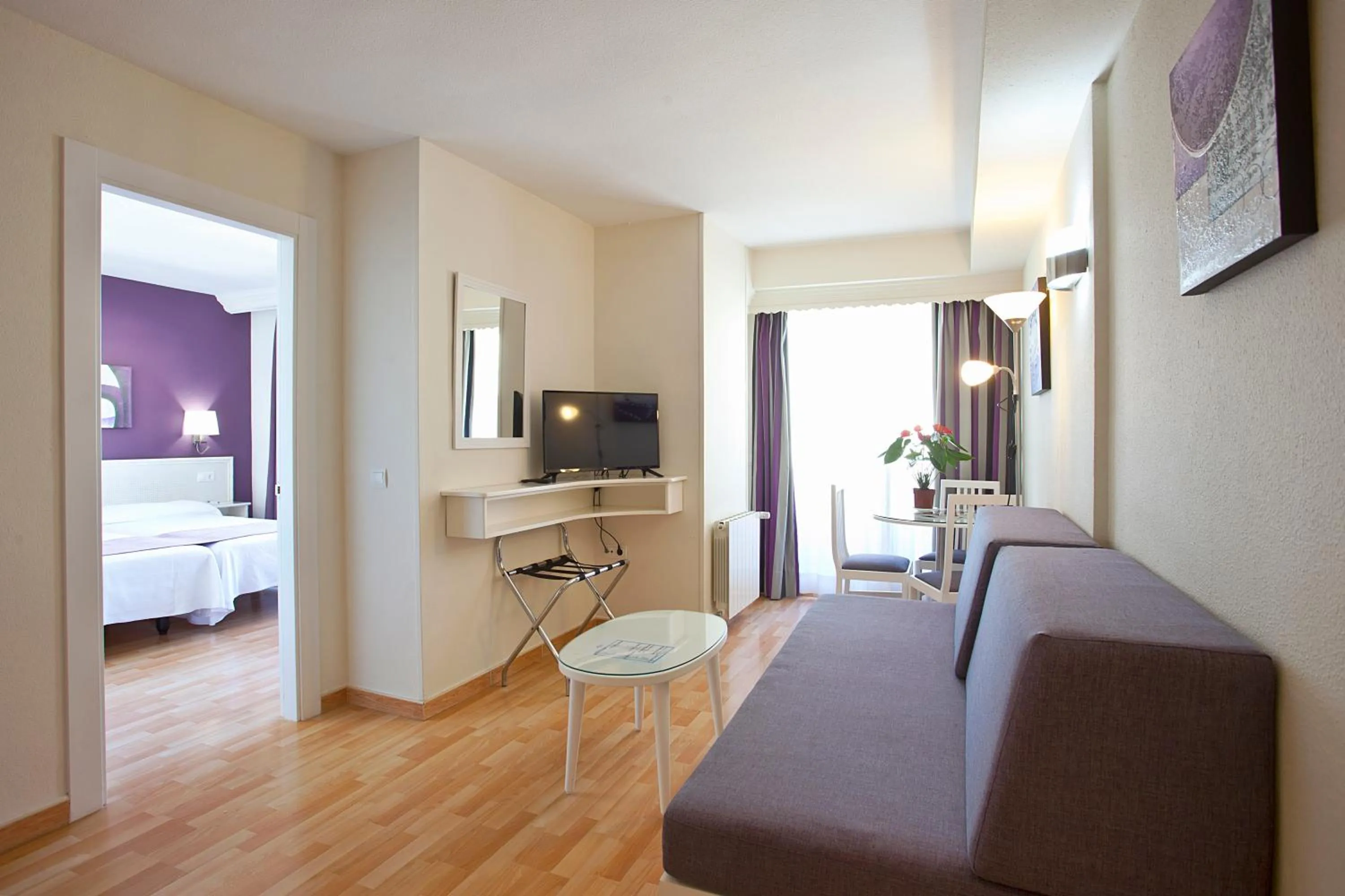 Balcony/Terrace, Bed in Ona Princesa Playa