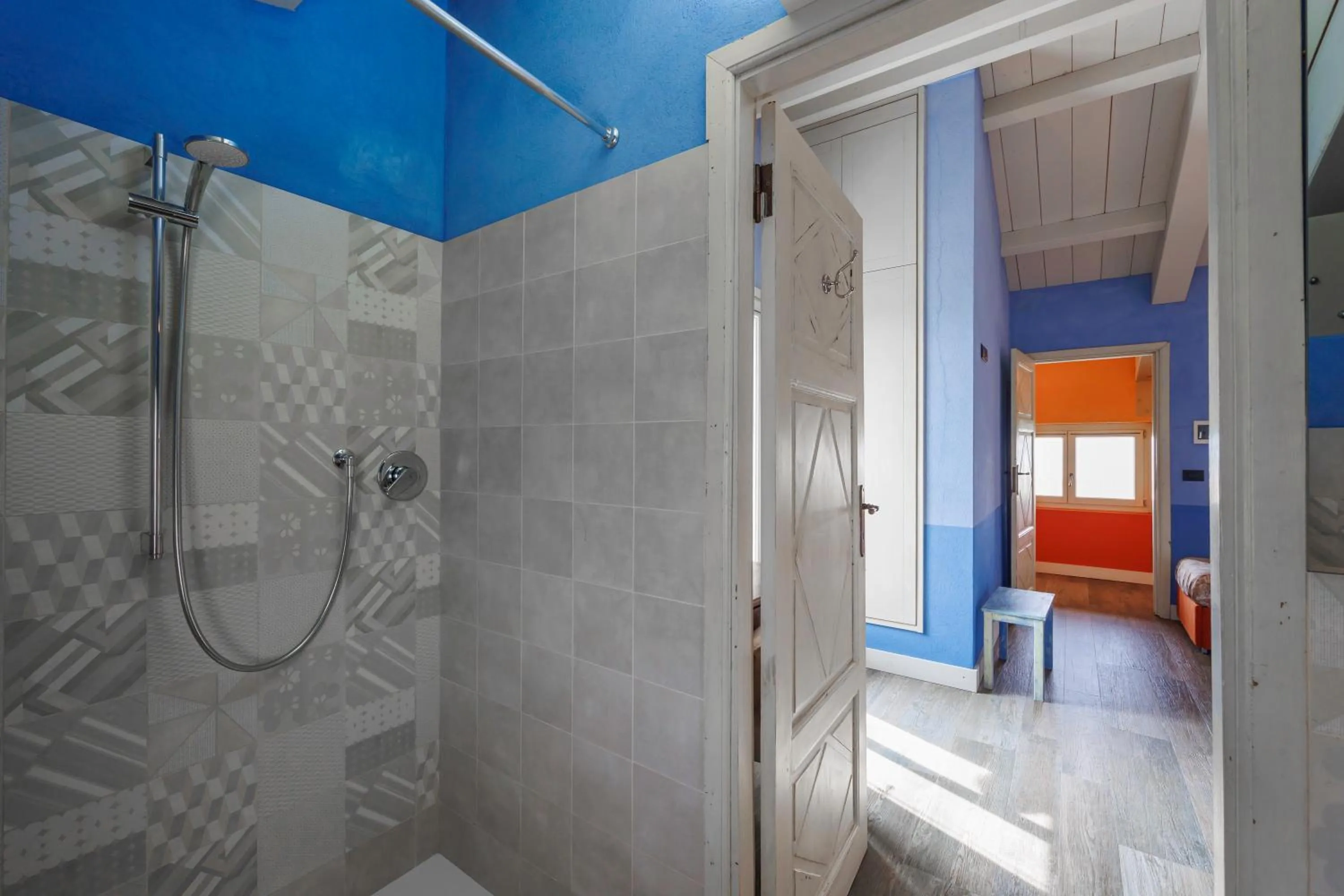 Shower in Florario B&B