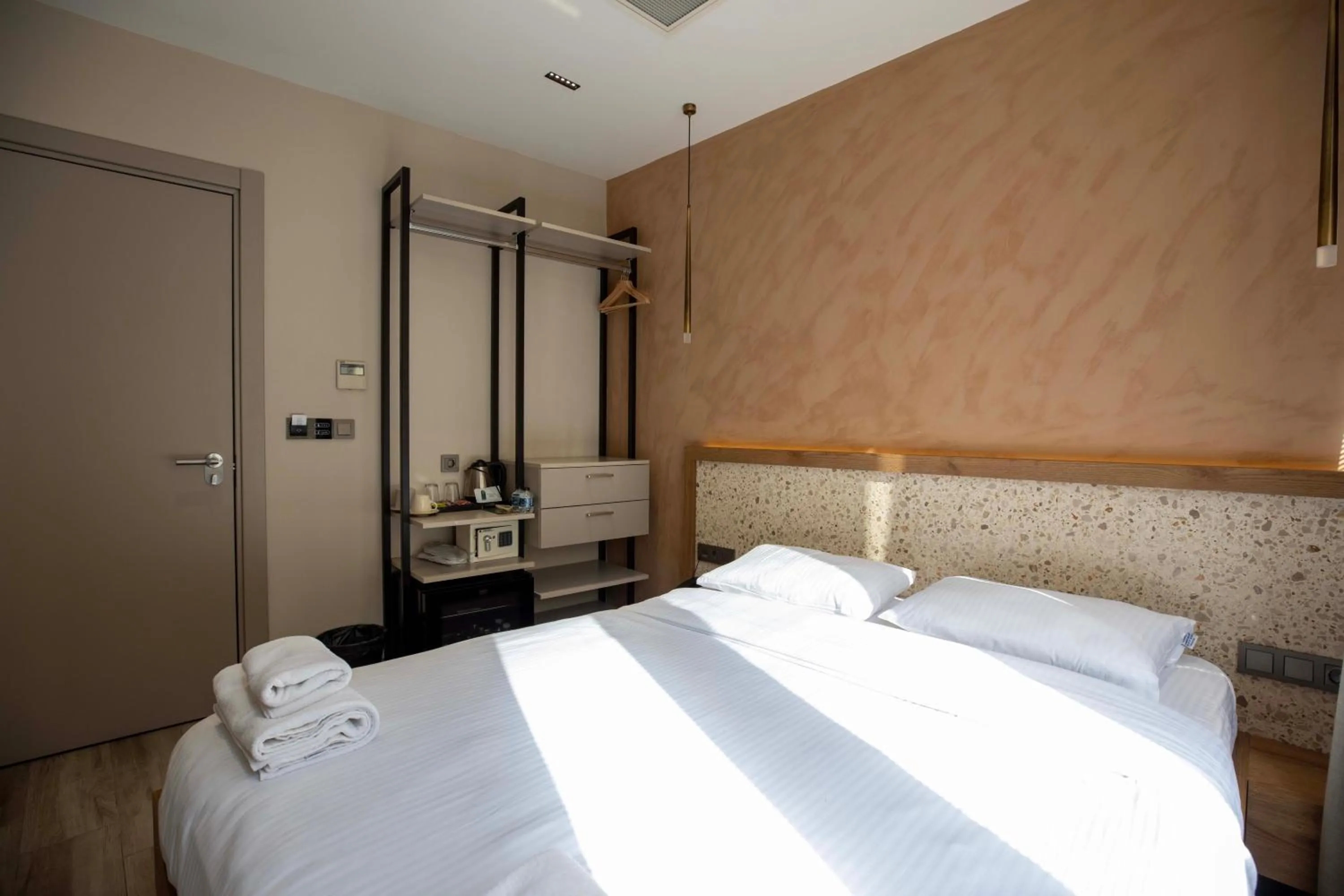 Bed in 21 Rooms Hotel