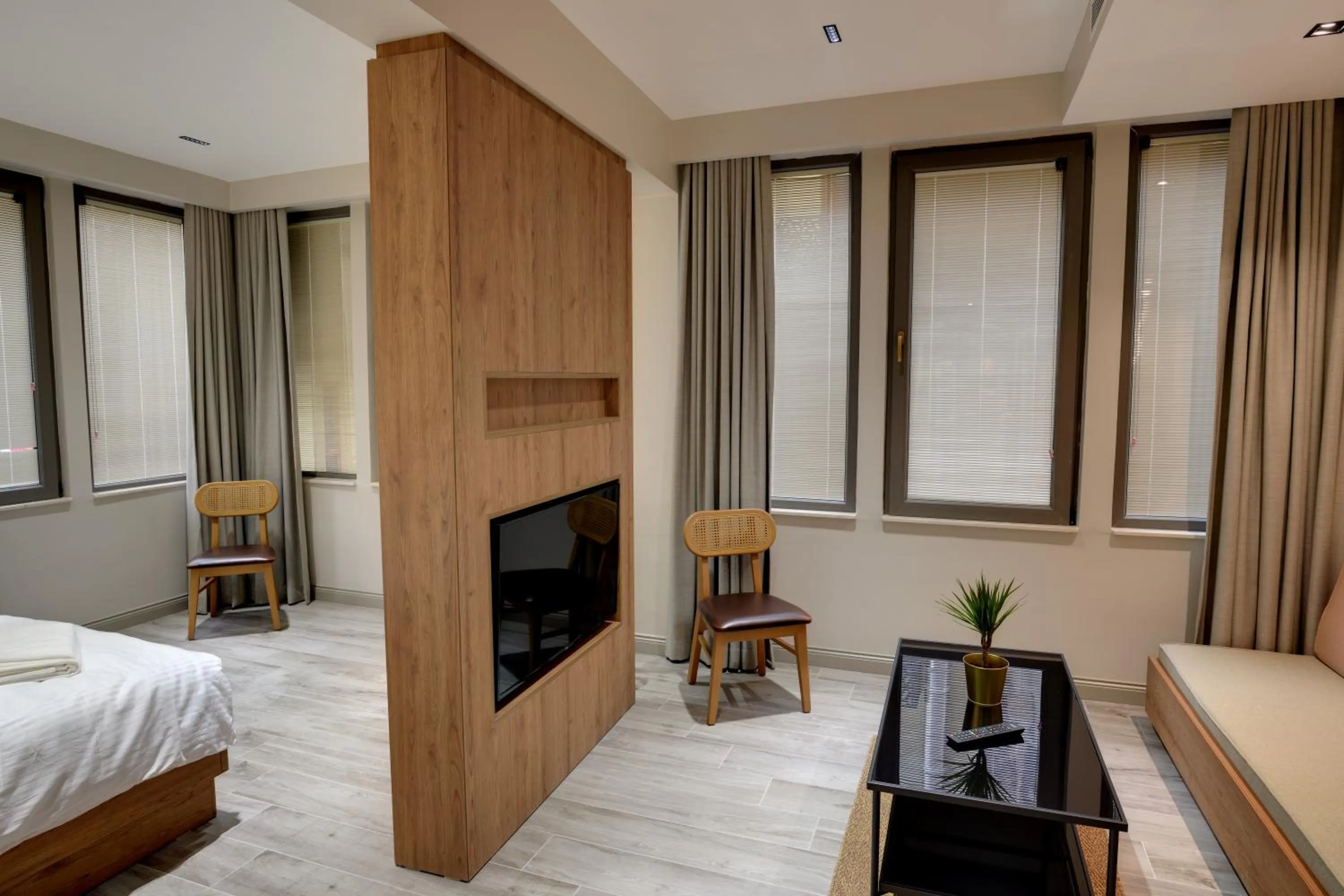 Bed in 21 Rooms Hotel