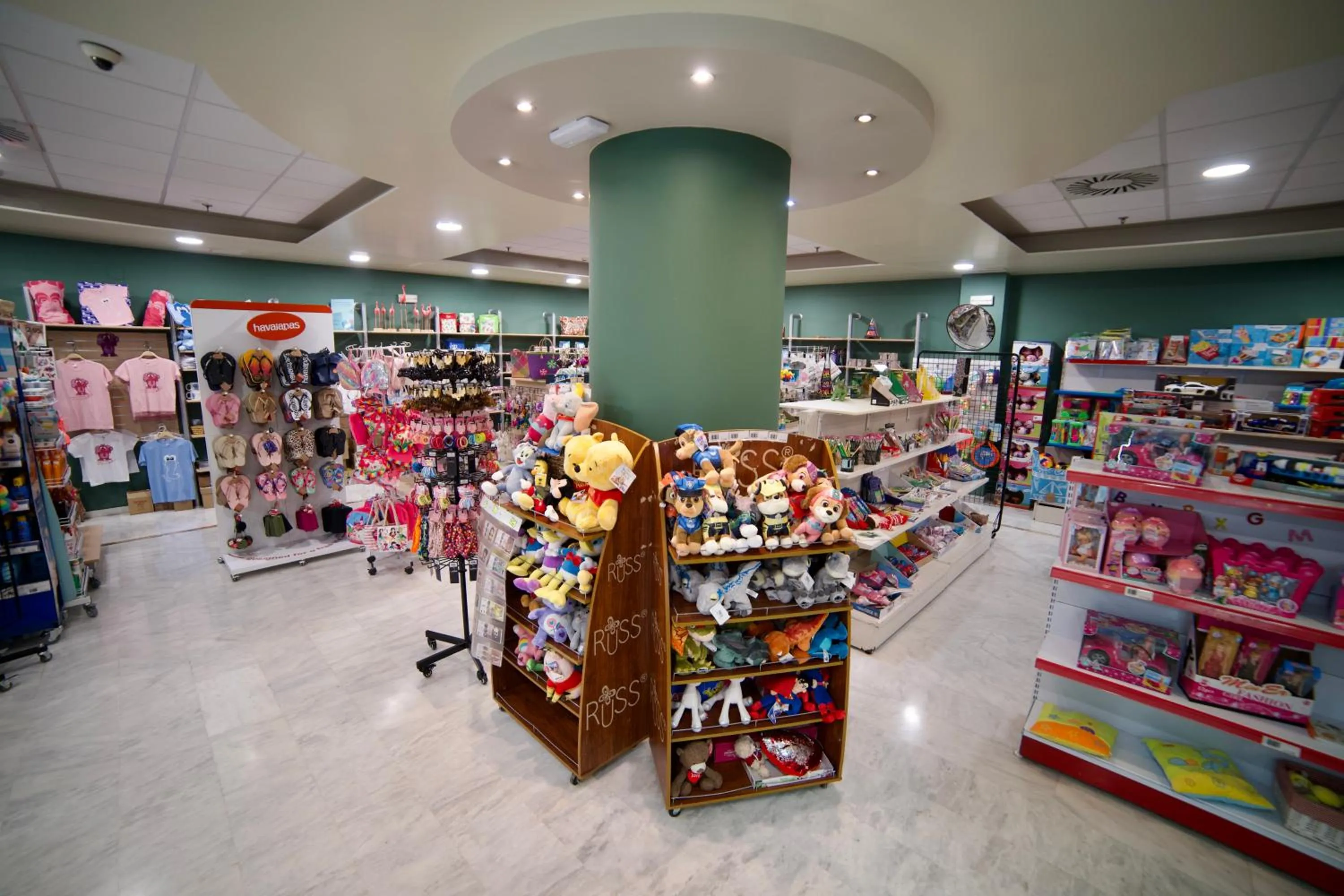 On-site shops in Holiday Premium Resort