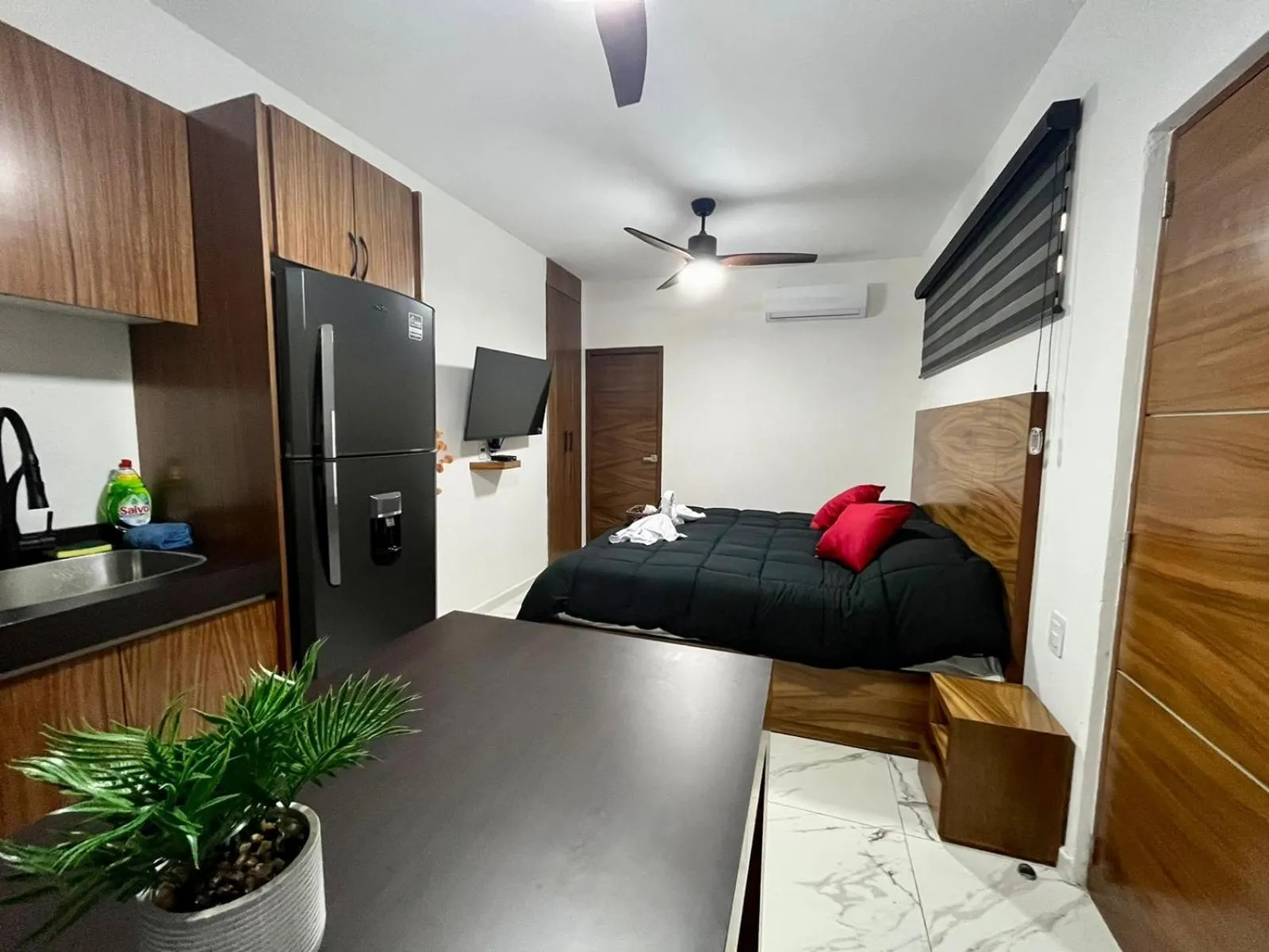 Photo of the whole room, Bed in AHAU Playa