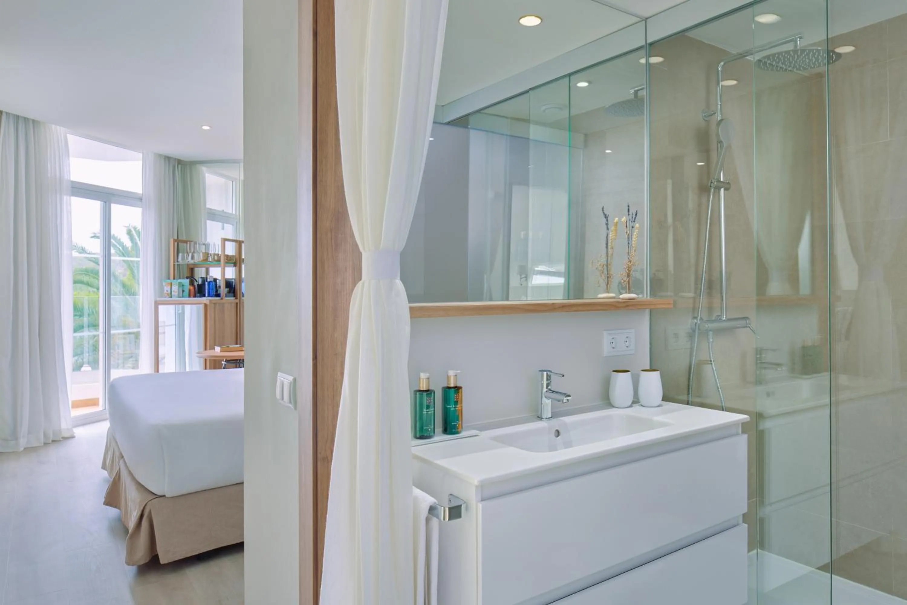 Bathroom in Meliá Cala Galdana