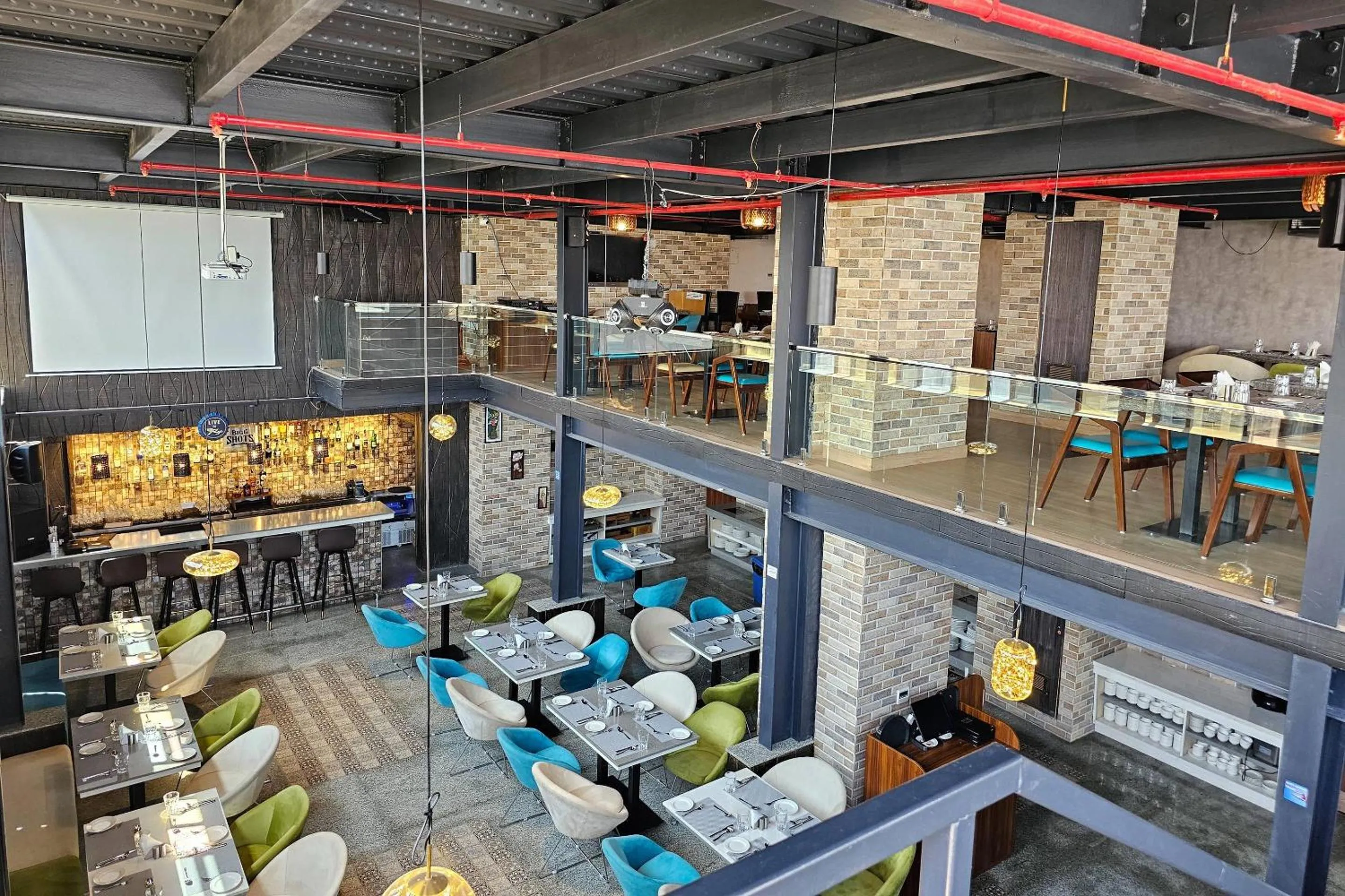 Restaurant/places to eat in Quality Inn Rockwell Grand, Bangalore