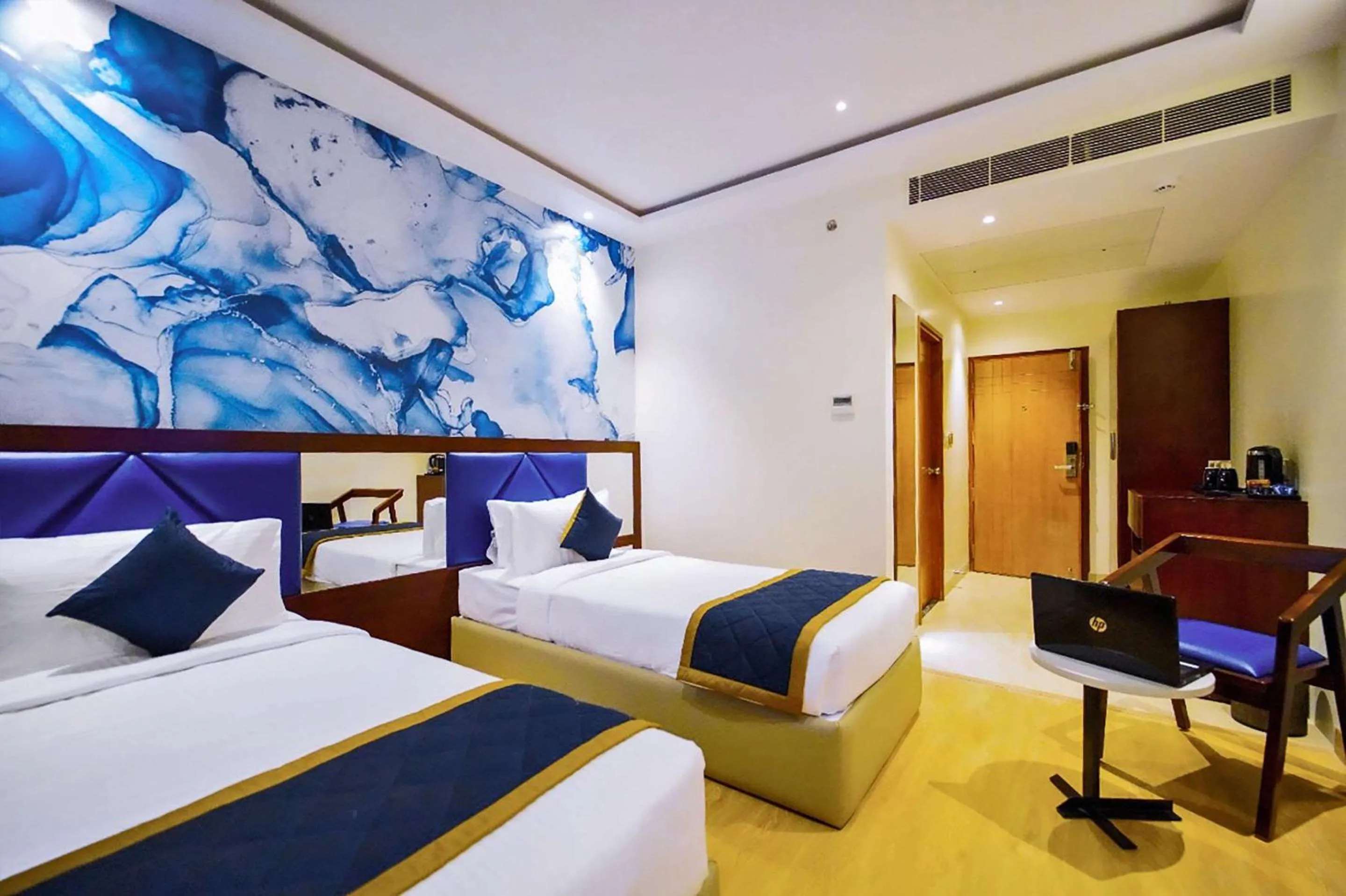 Bedroom, Bed in Quality Inn Rockwell Grand, Bangalore