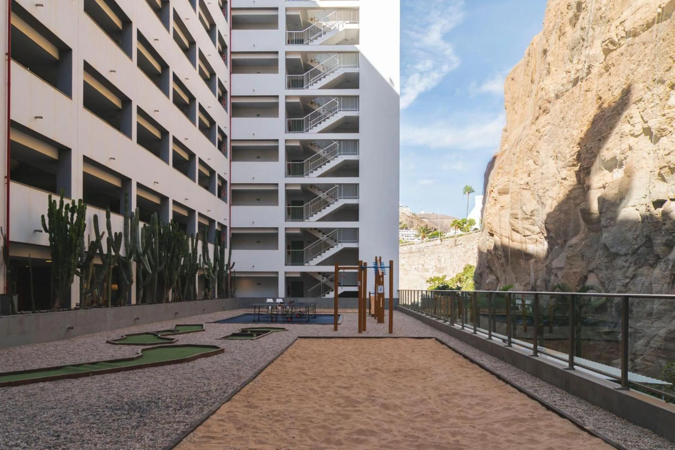 Property building in Marina Suites Gran Canaria