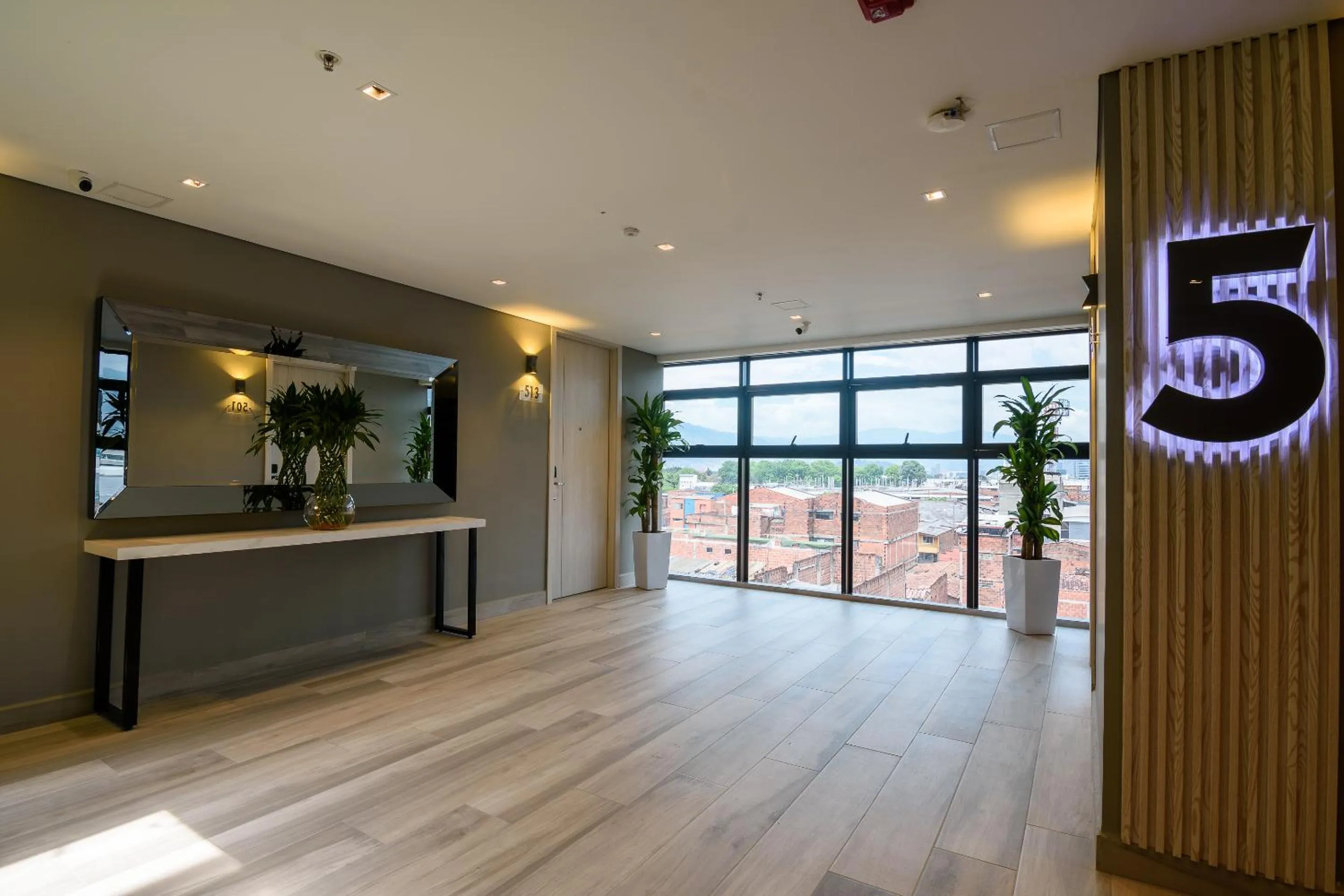 Property building in 4 Sur Hotel