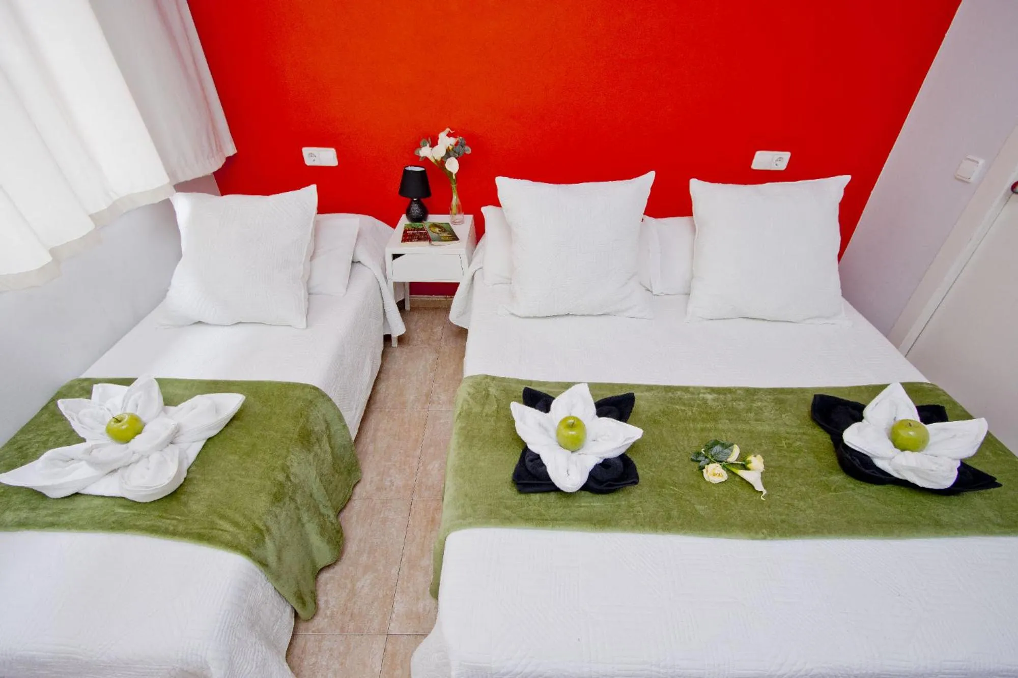 Bed in Barcelona City North Hostal