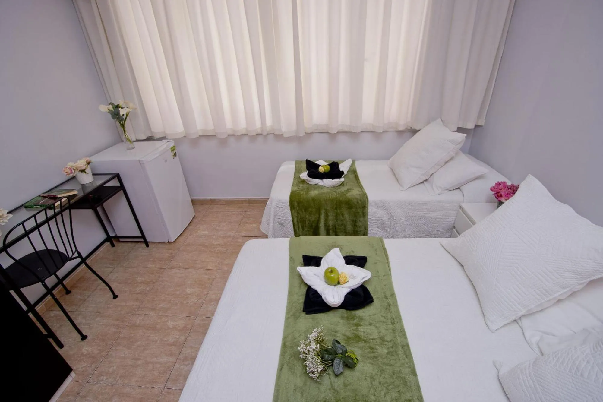 Bed in Barcelona City North Hostal