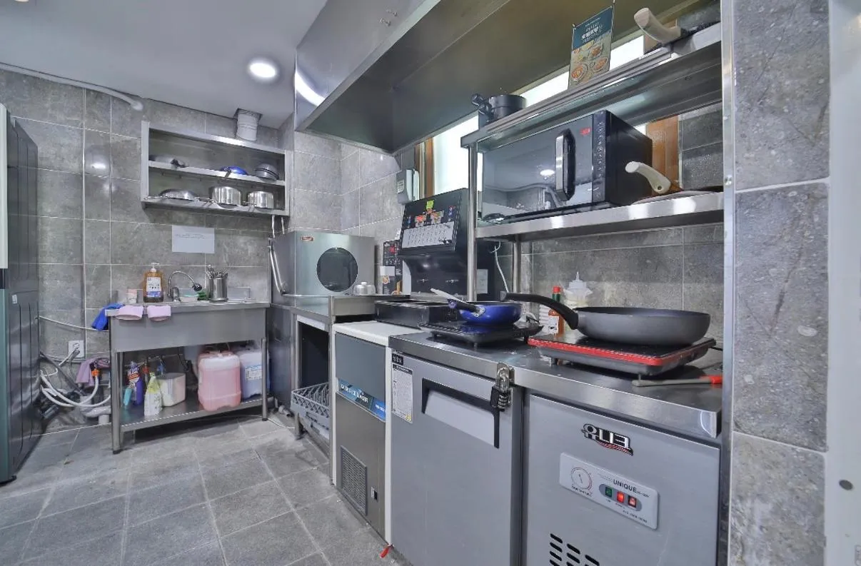 Kitchen or kitchenette in Hotel Torang Jeonju