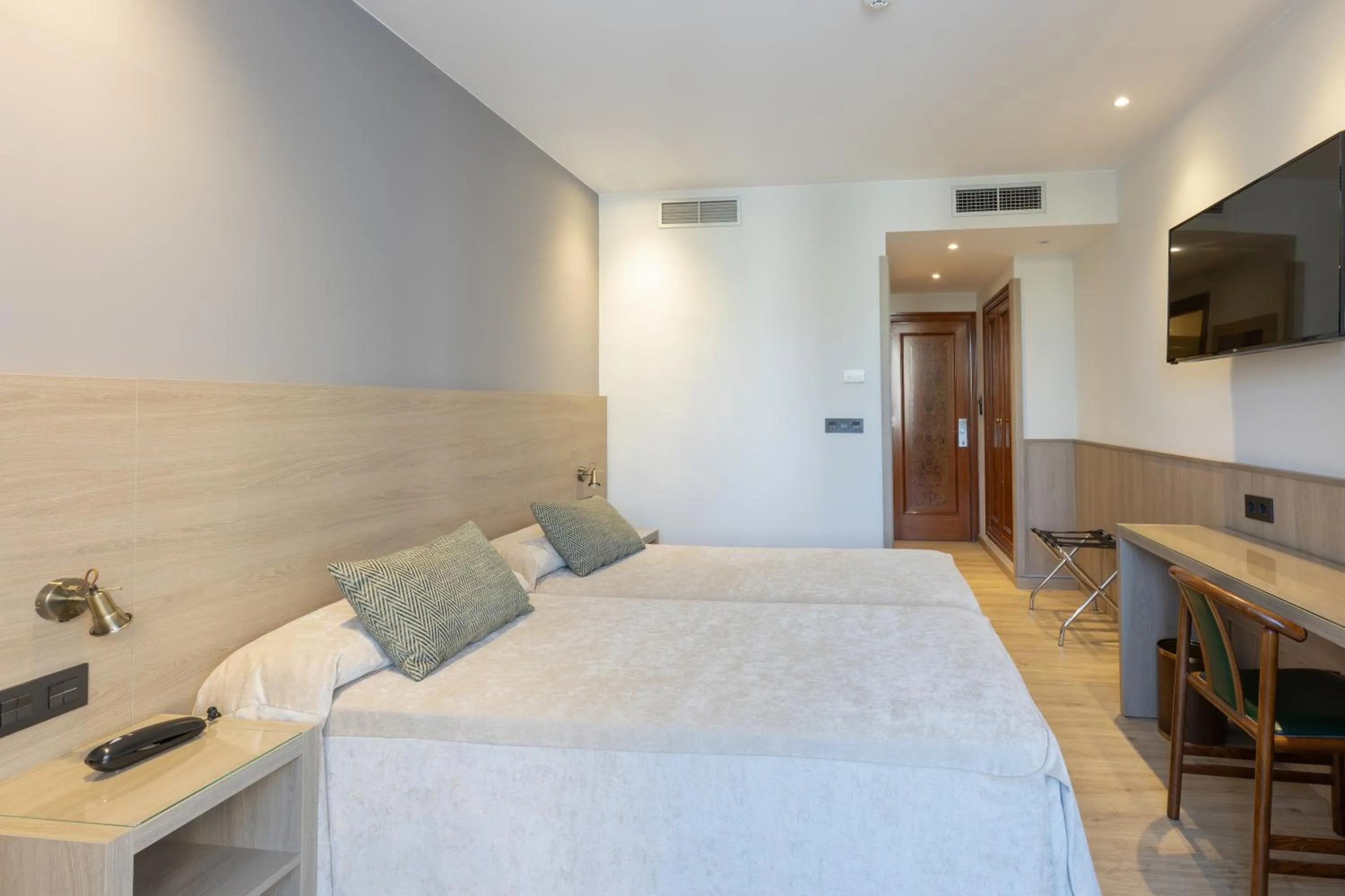 Bedroom, Bed in Hotel Casanova