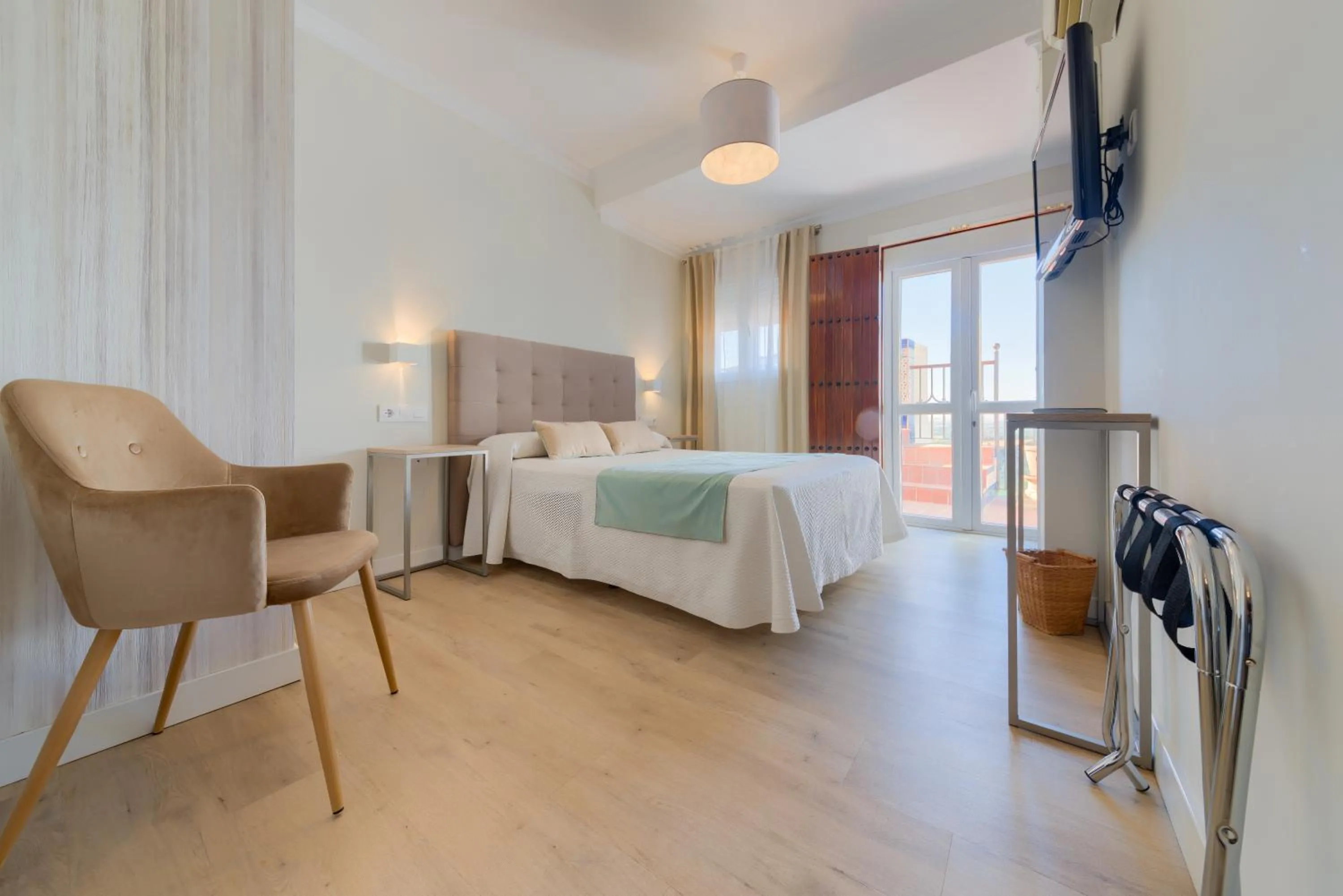 Balcony/Terrace, Bed in Hotel El Convento