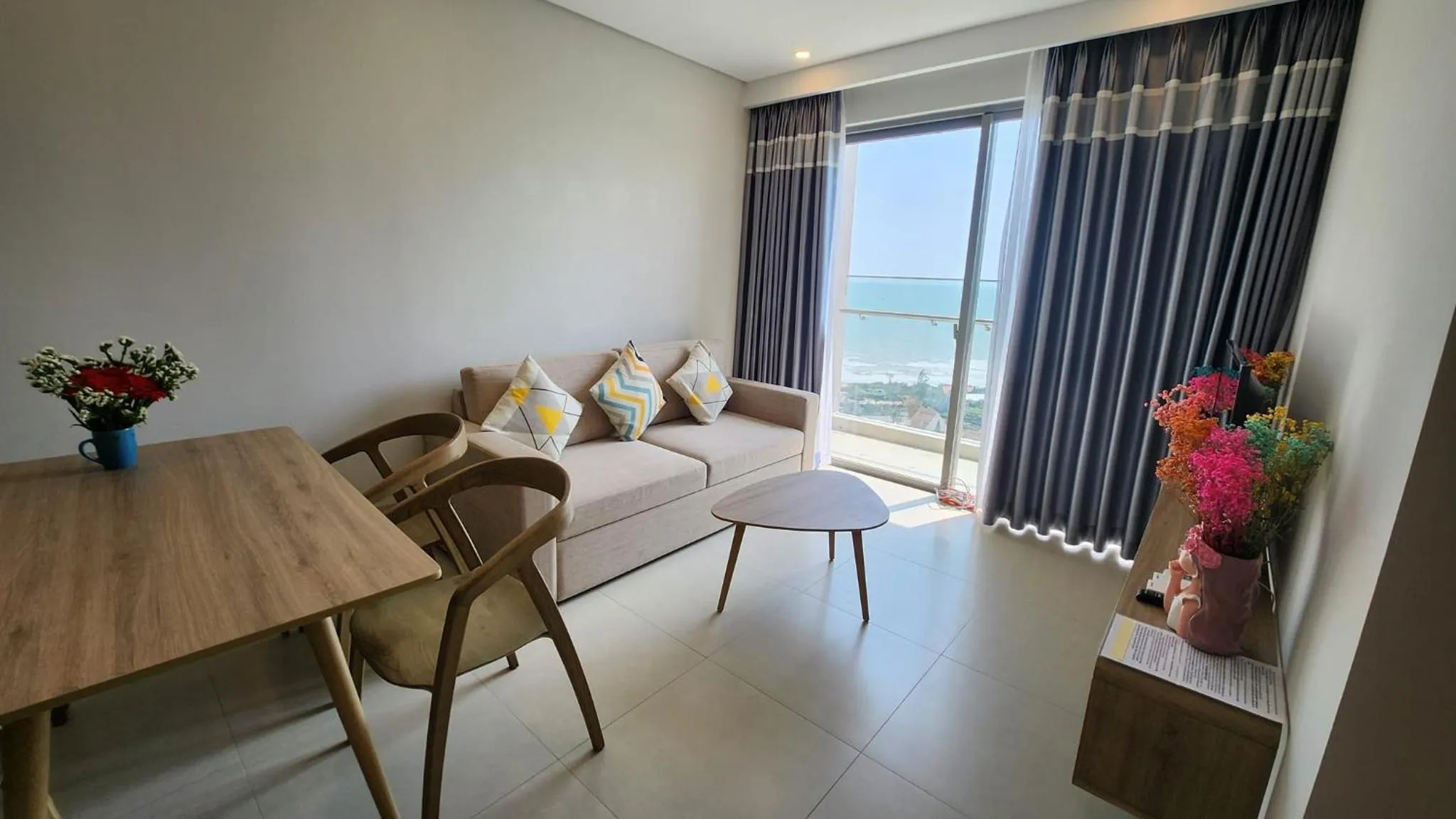 Dining area in The Sóng An Gia villahomestayvungtau