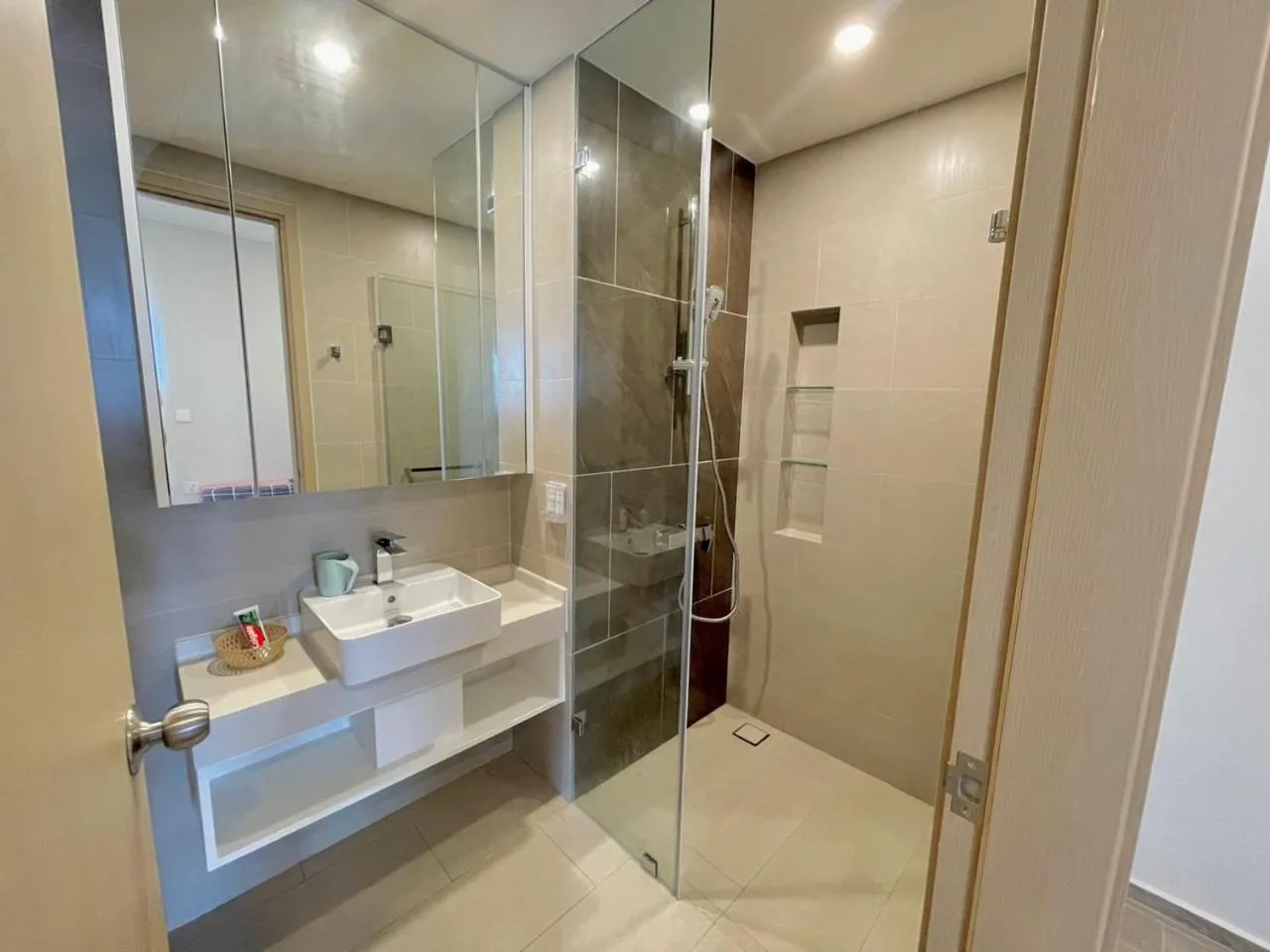 Shower in The Sóng An Gia villahomestayvungtau