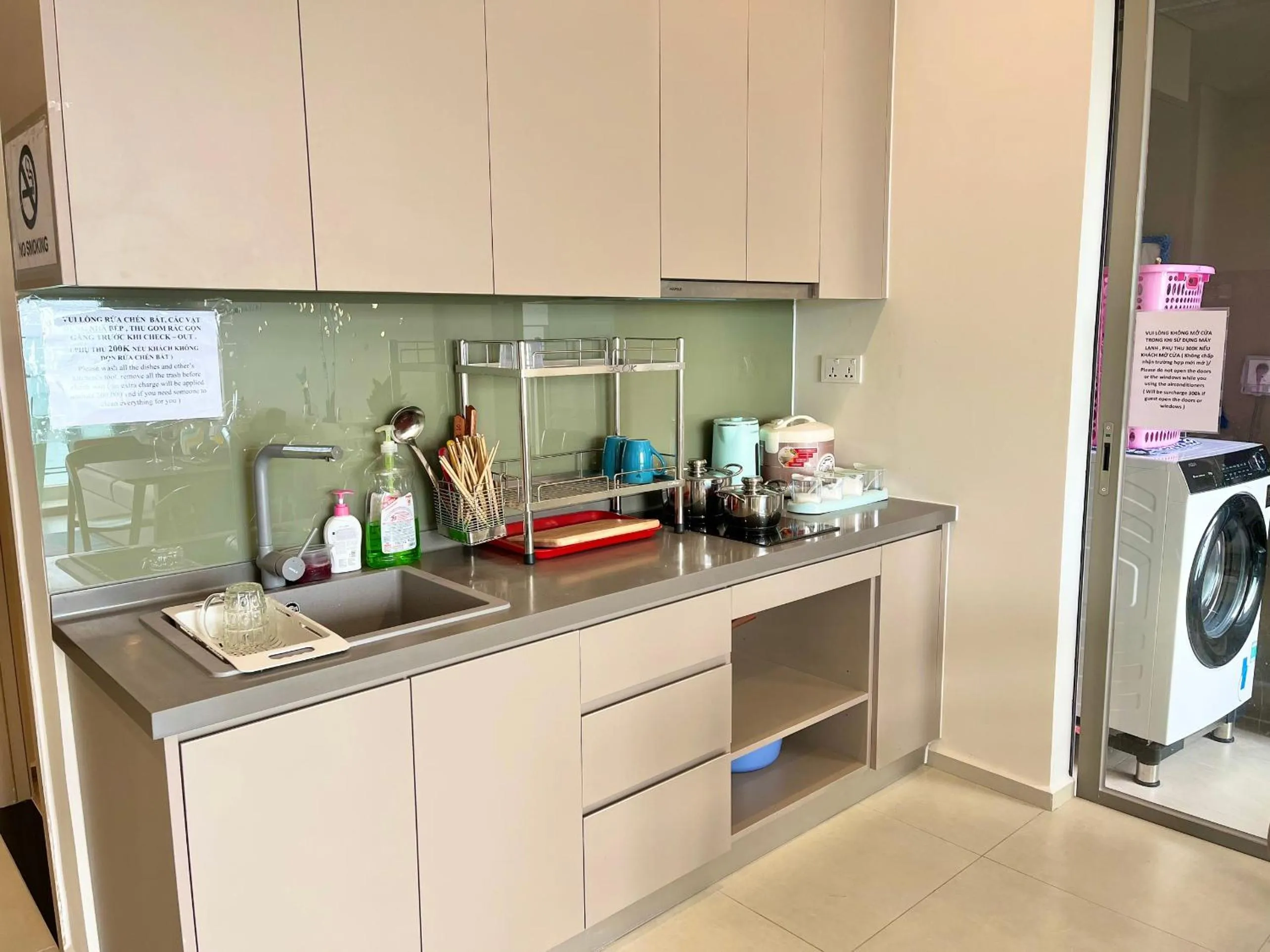 Kitchen or kitchenette in The Sóng An Gia villahomestayvungtau