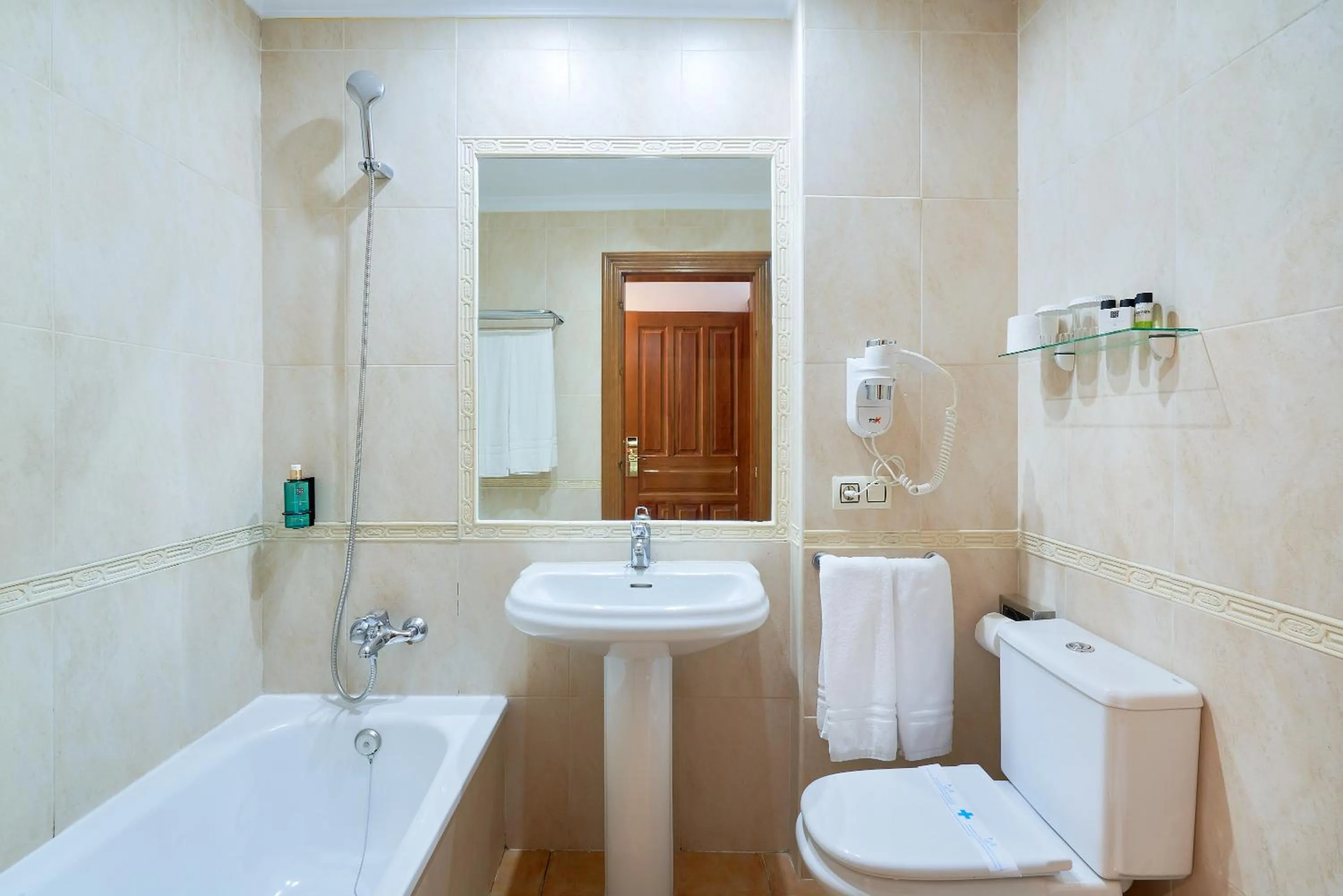 Toilet in Hotel Villa Frigiliana