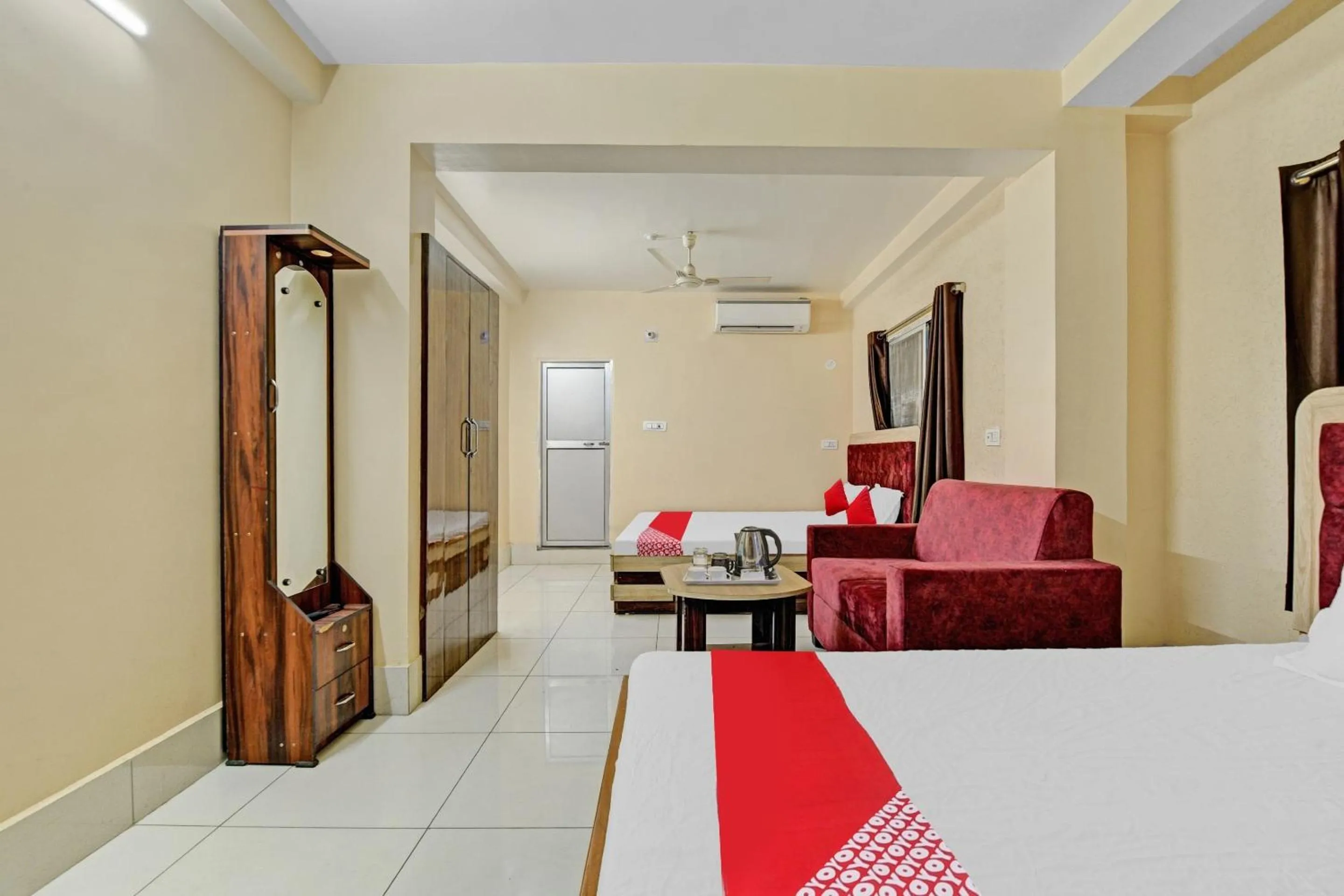 Lobby or reception, Bed in Hotel O SRI JAGARNATH BANQUET & HOTEL