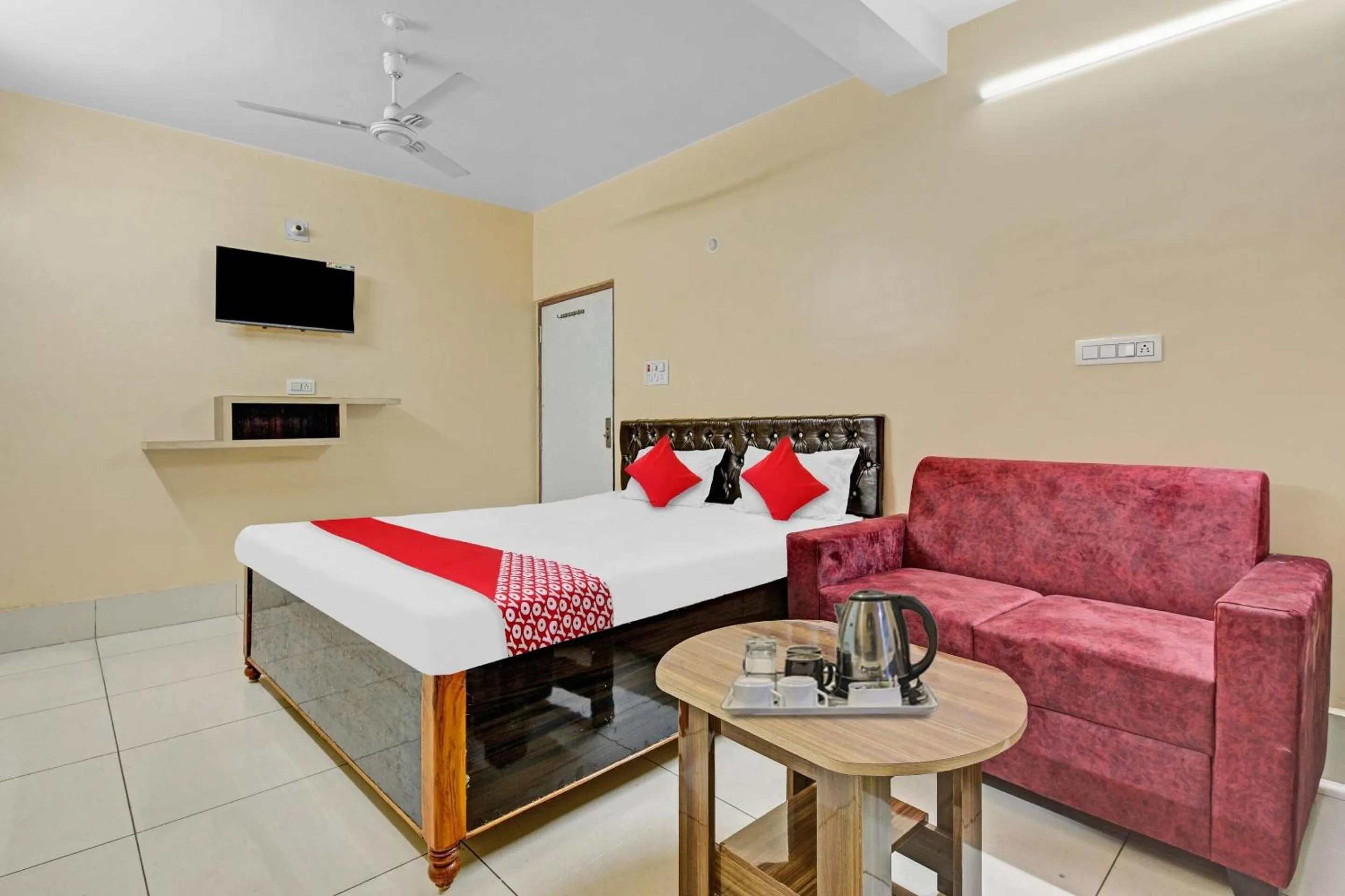 Bedroom, Bed in Hotel O SRI JAGARNATH BANQUET & HOTEL
