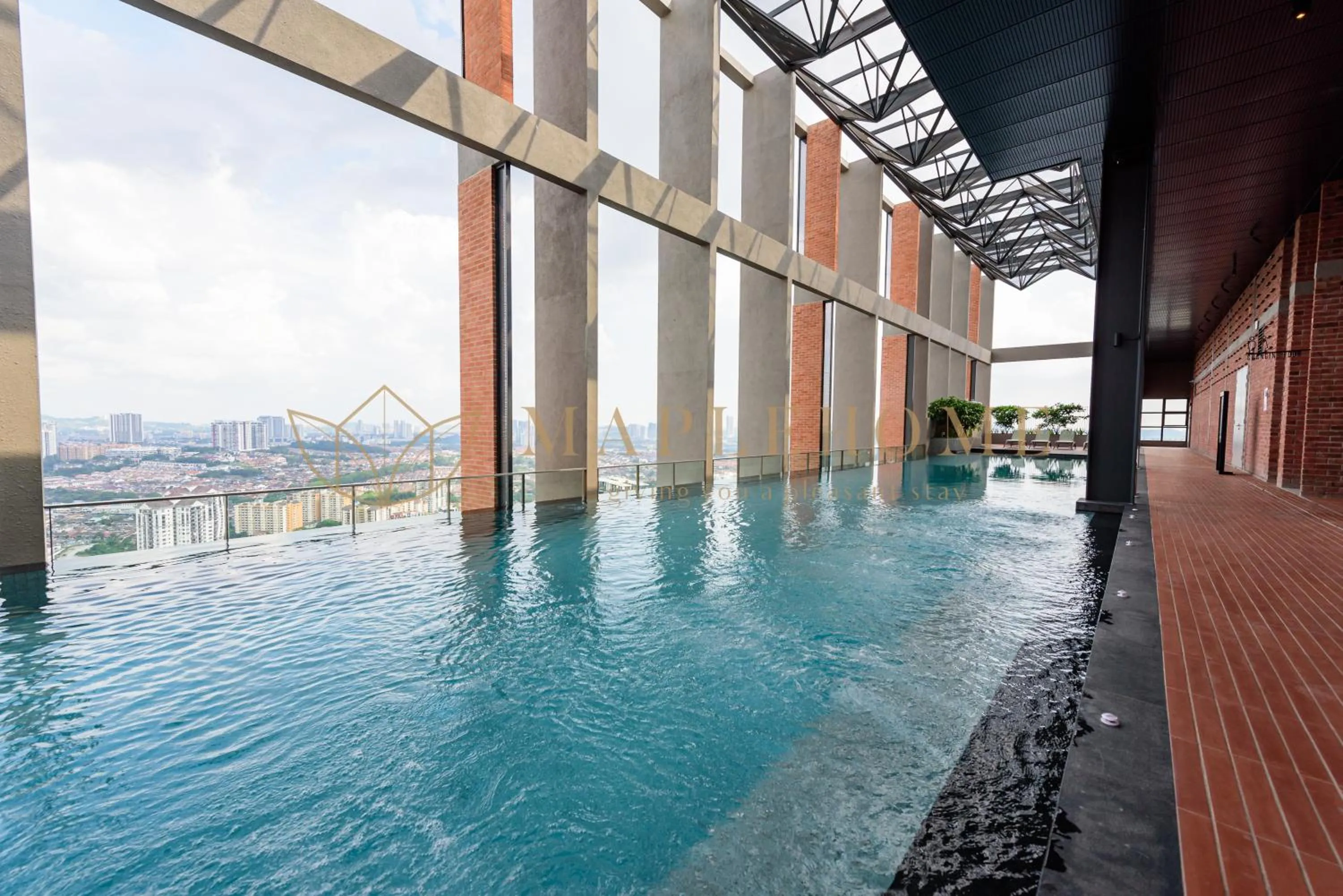 Swimming pool in Millerz Square Premier Suites Kuala Lumpur