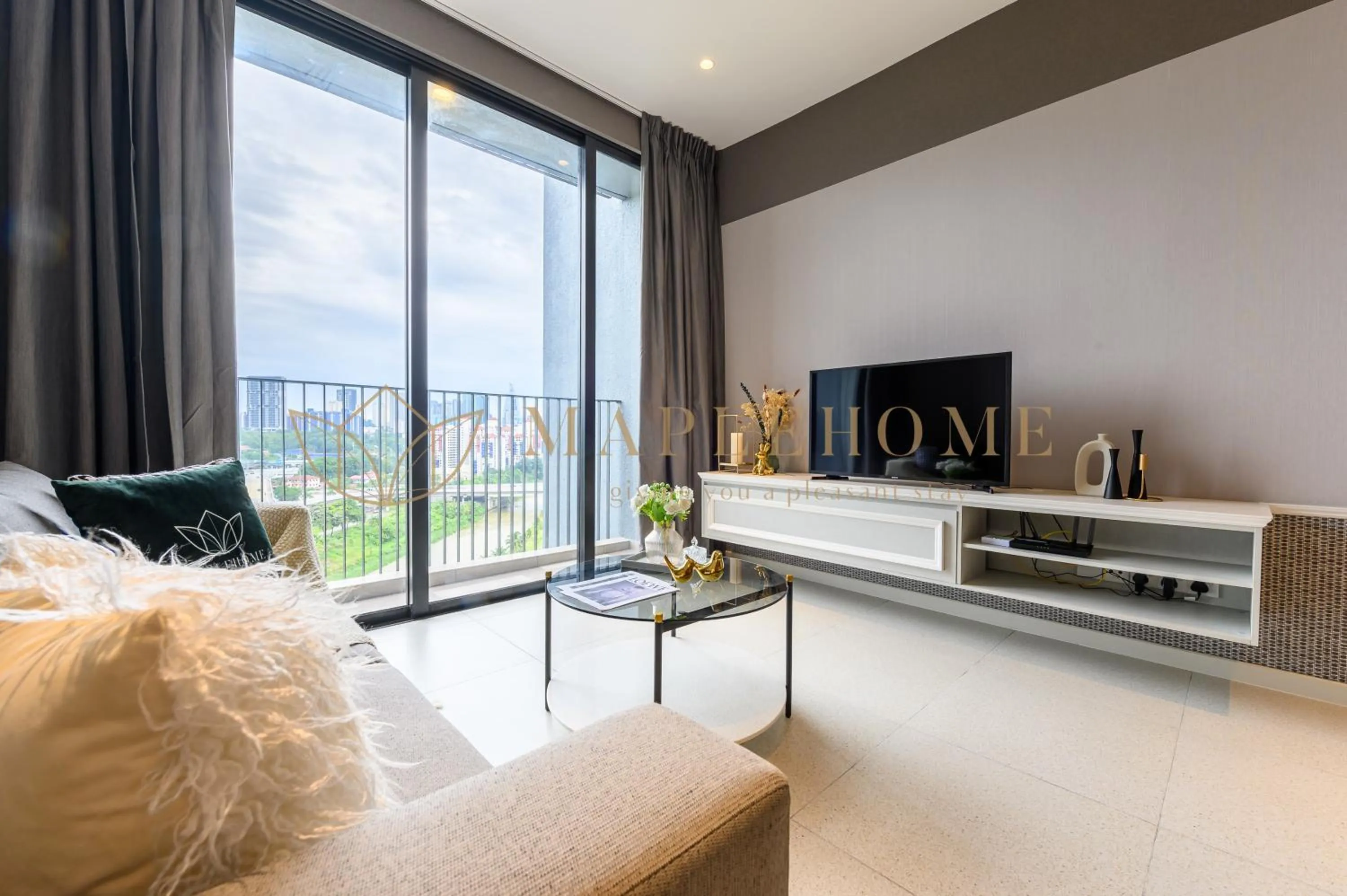 TV and multimedia in Millerz Square Premier Suites Kuala Lumpur