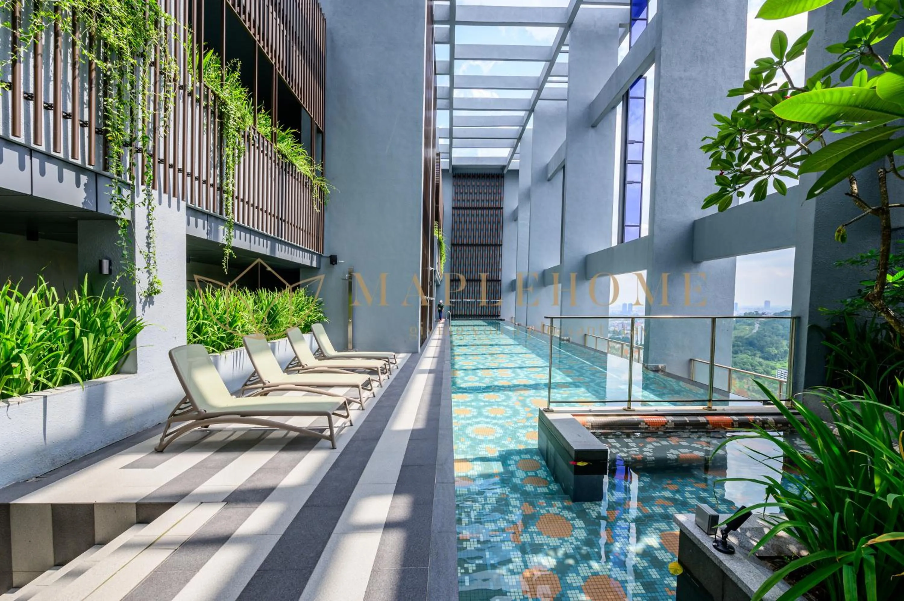 Swimming pool in Millerz Square Premier Suites Kuala Lumpur