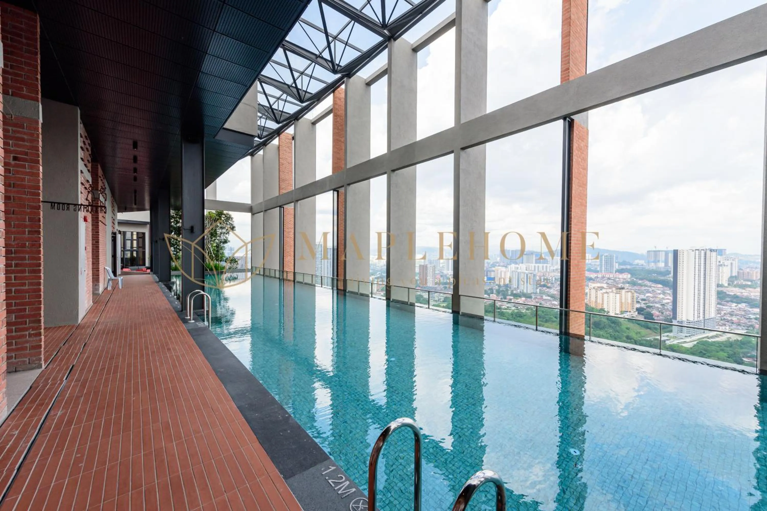 Swimming pool in Millerz Square Premier Suites Kuala Lumpur