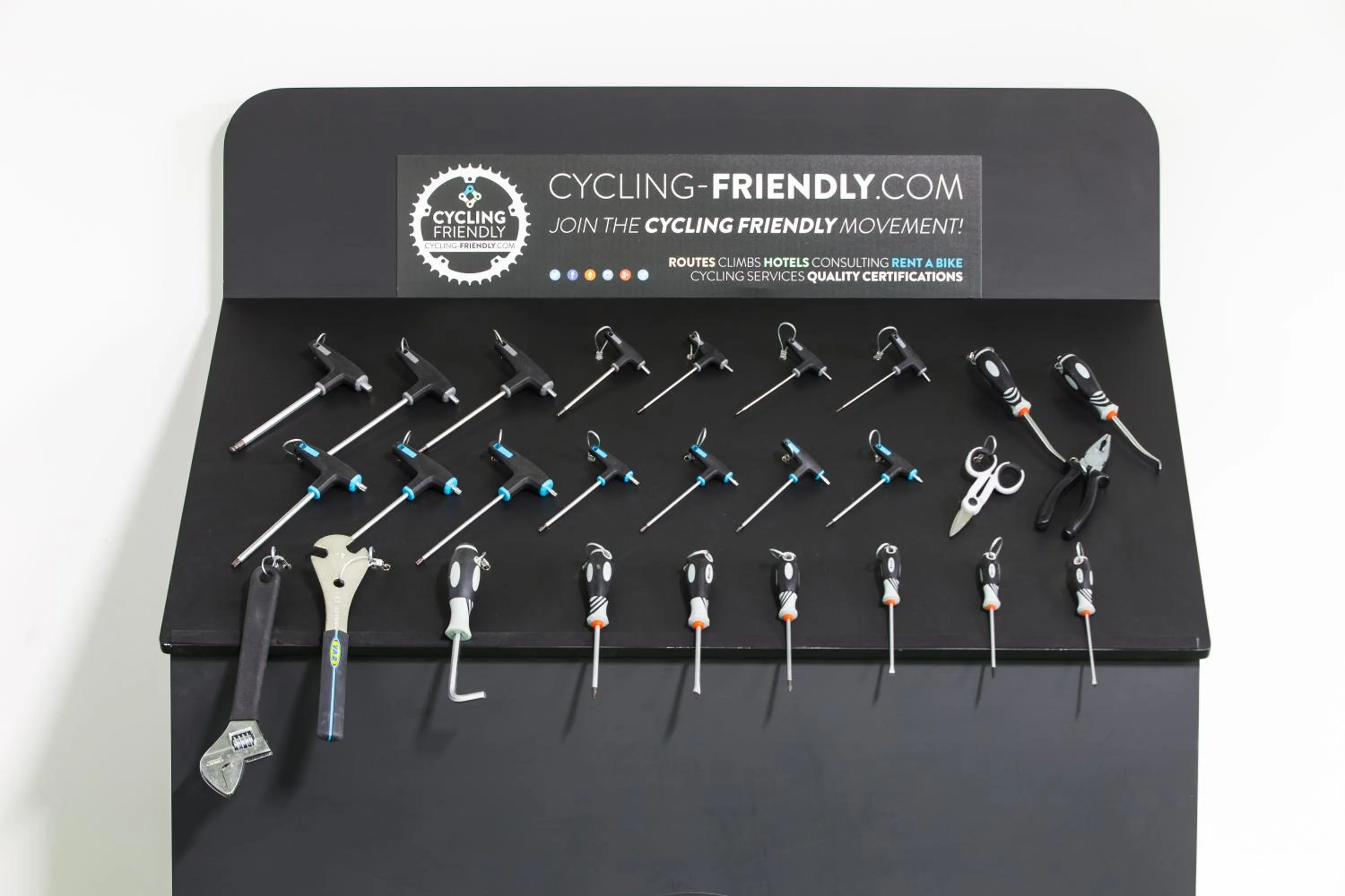 Cycling in H10 Casa del Mar