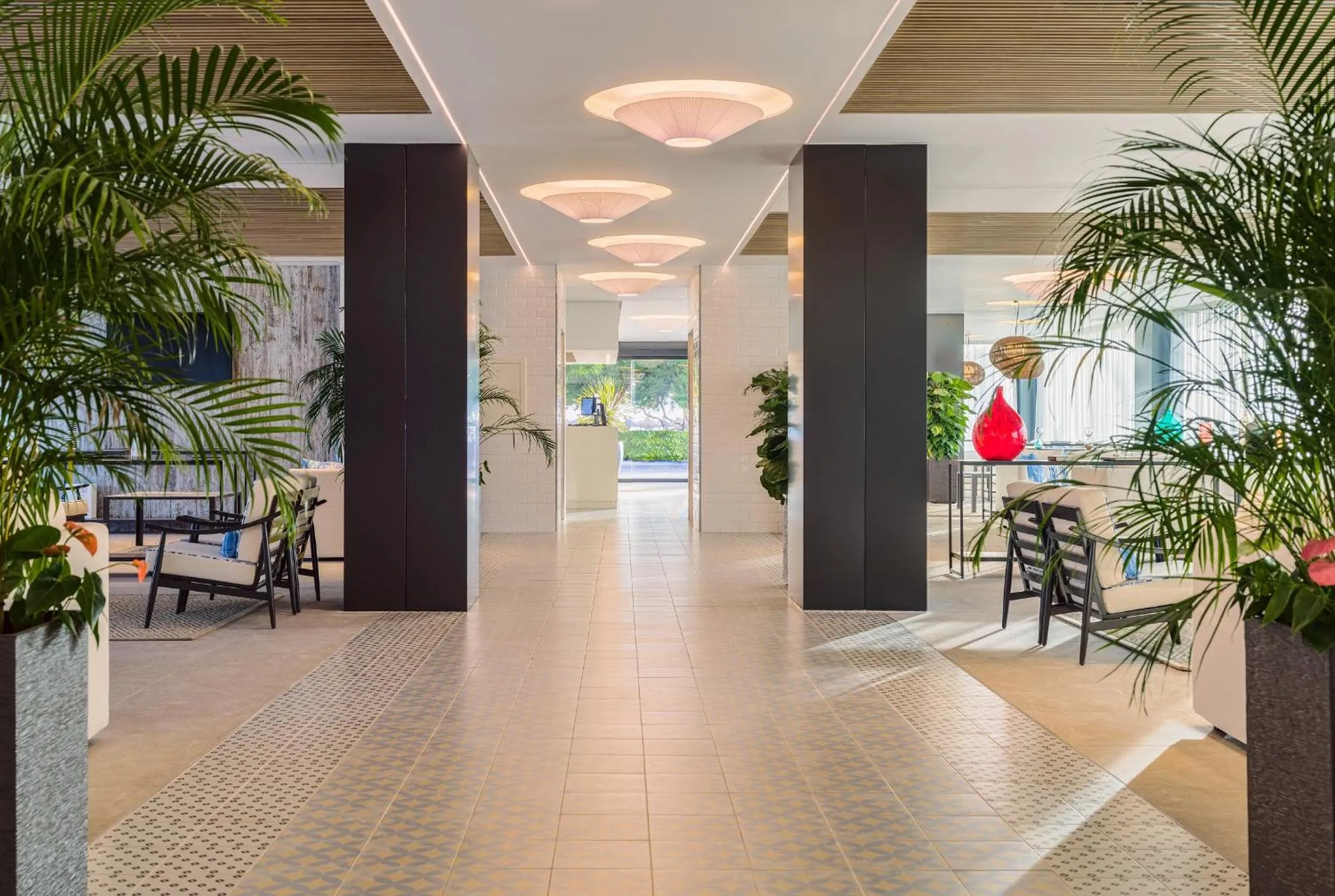 Lobby or reception in H10 Casa del Mar