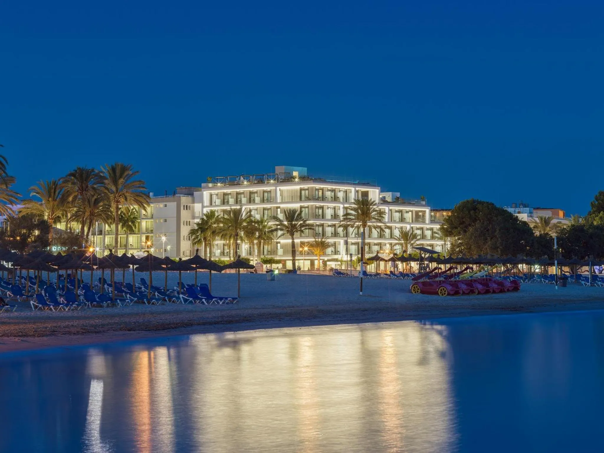 Facade/entrance in H10 Casa del Mar