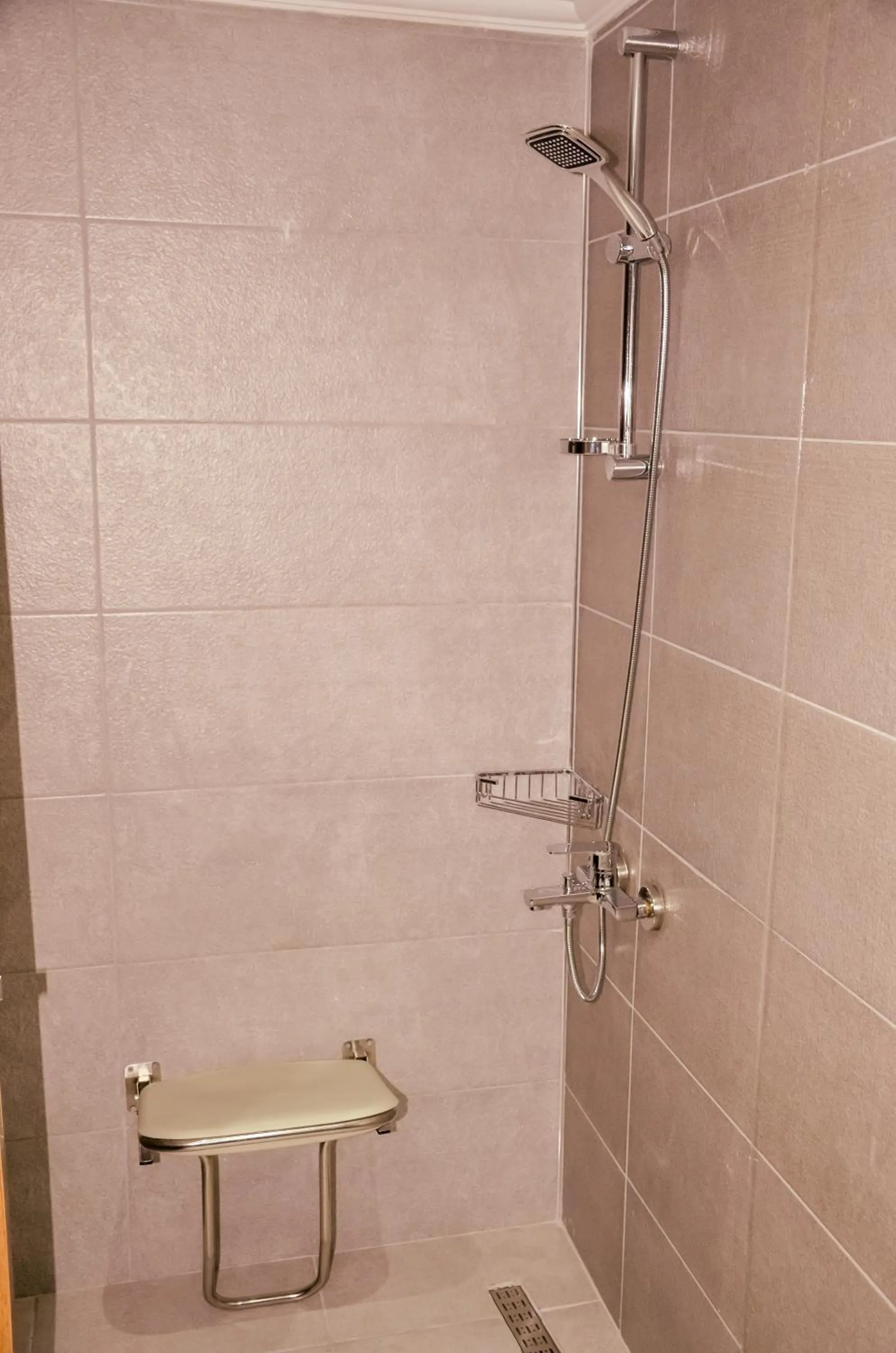 Shower in Anemon Kent Uşak Hotel