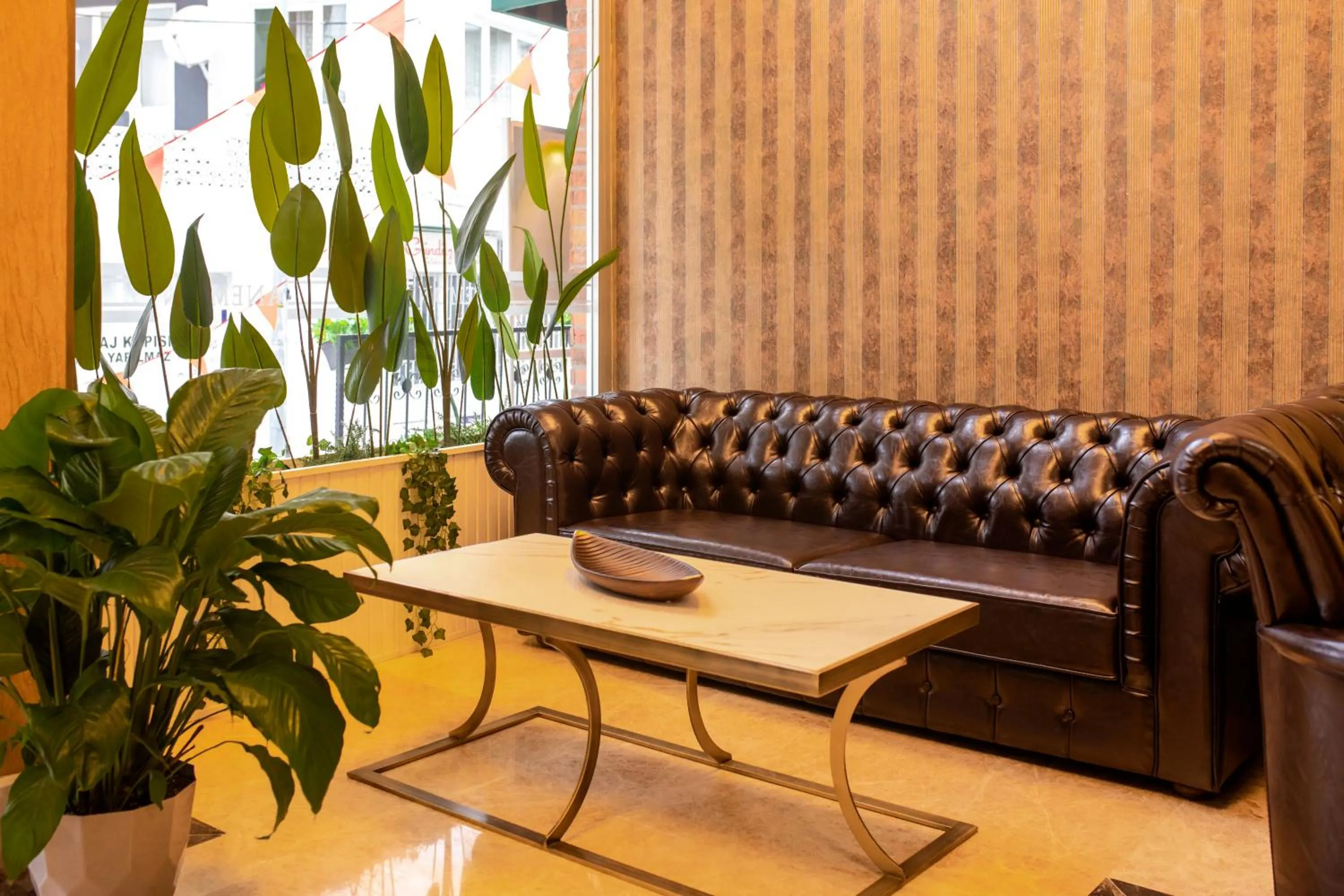 Seating area in Anemon Kent Uşak Hotel