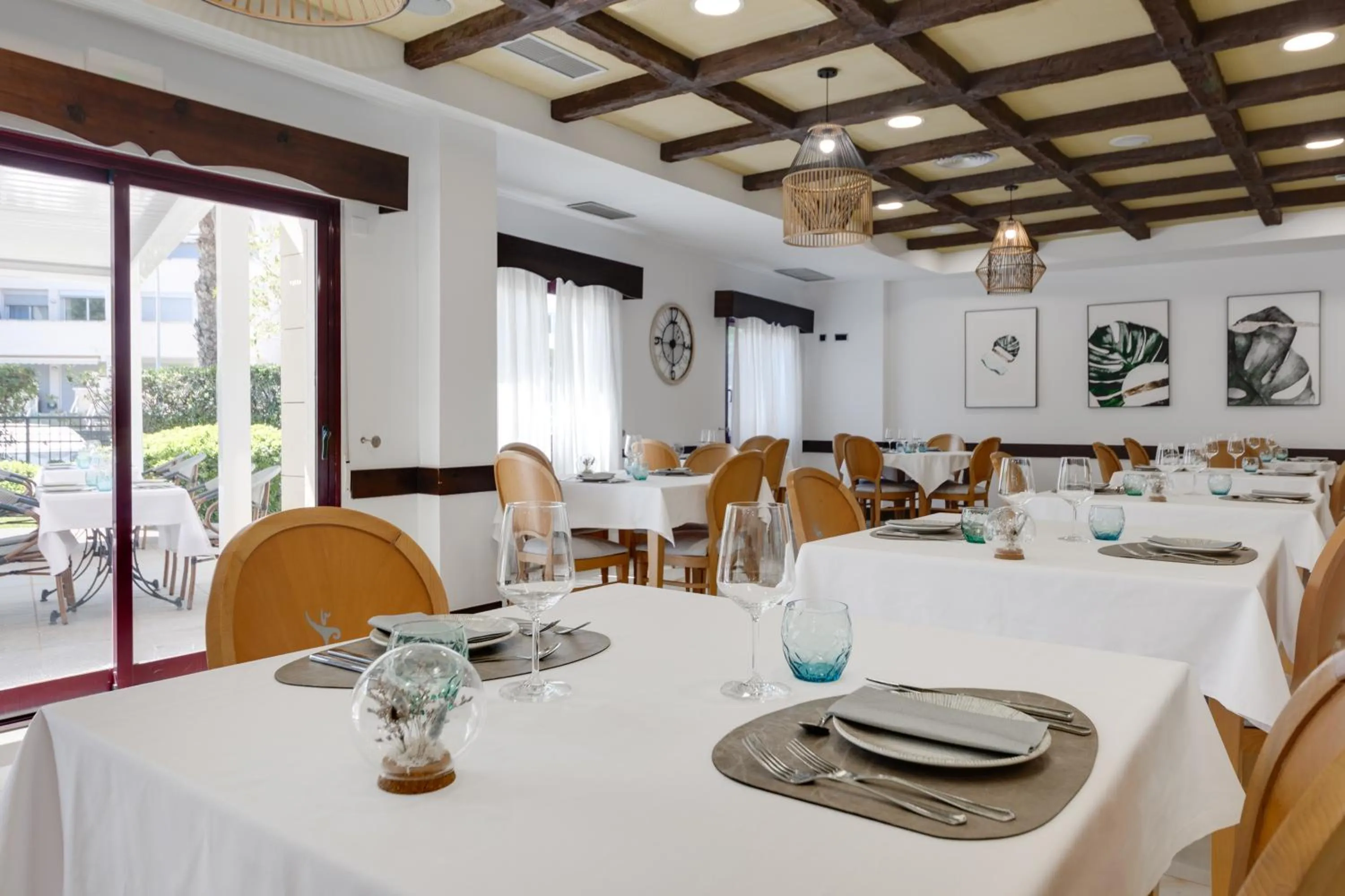 Restaurant/places to eat in Daniya Denia Spa & Business 4*