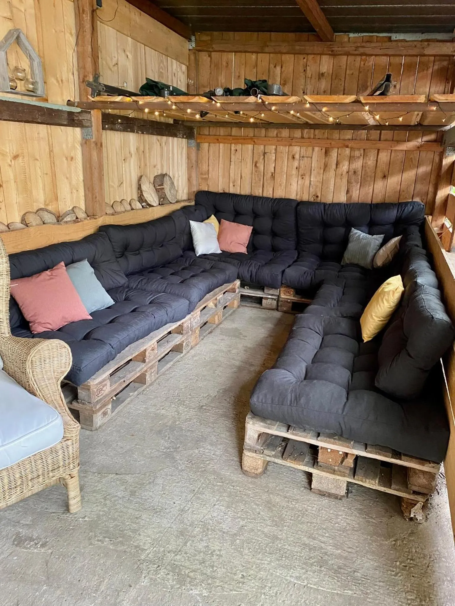 Tiny House Ems im PIER9 Tiny House Hotel