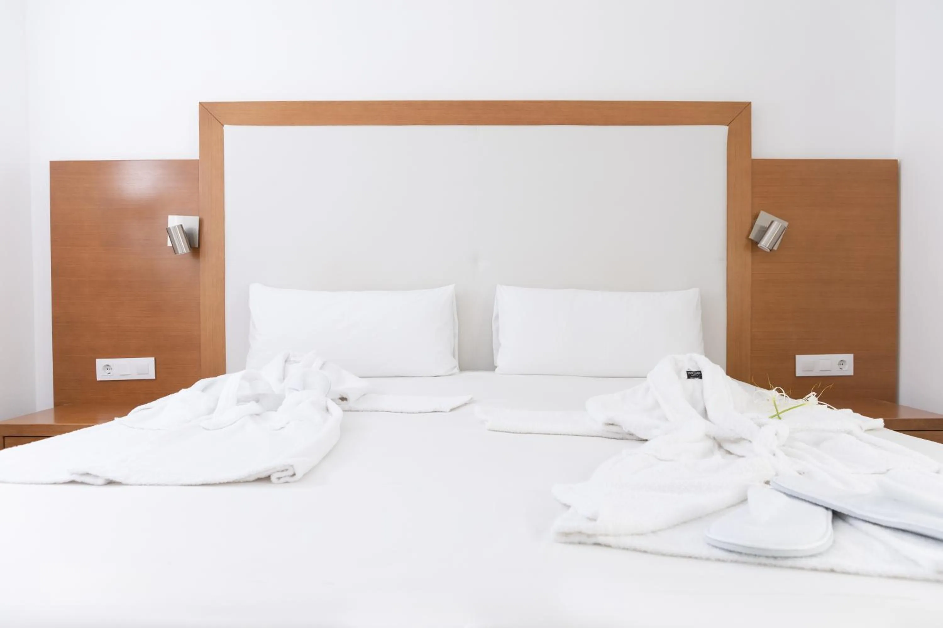 Bed in Apartamentos Hesperia Bristol Playa