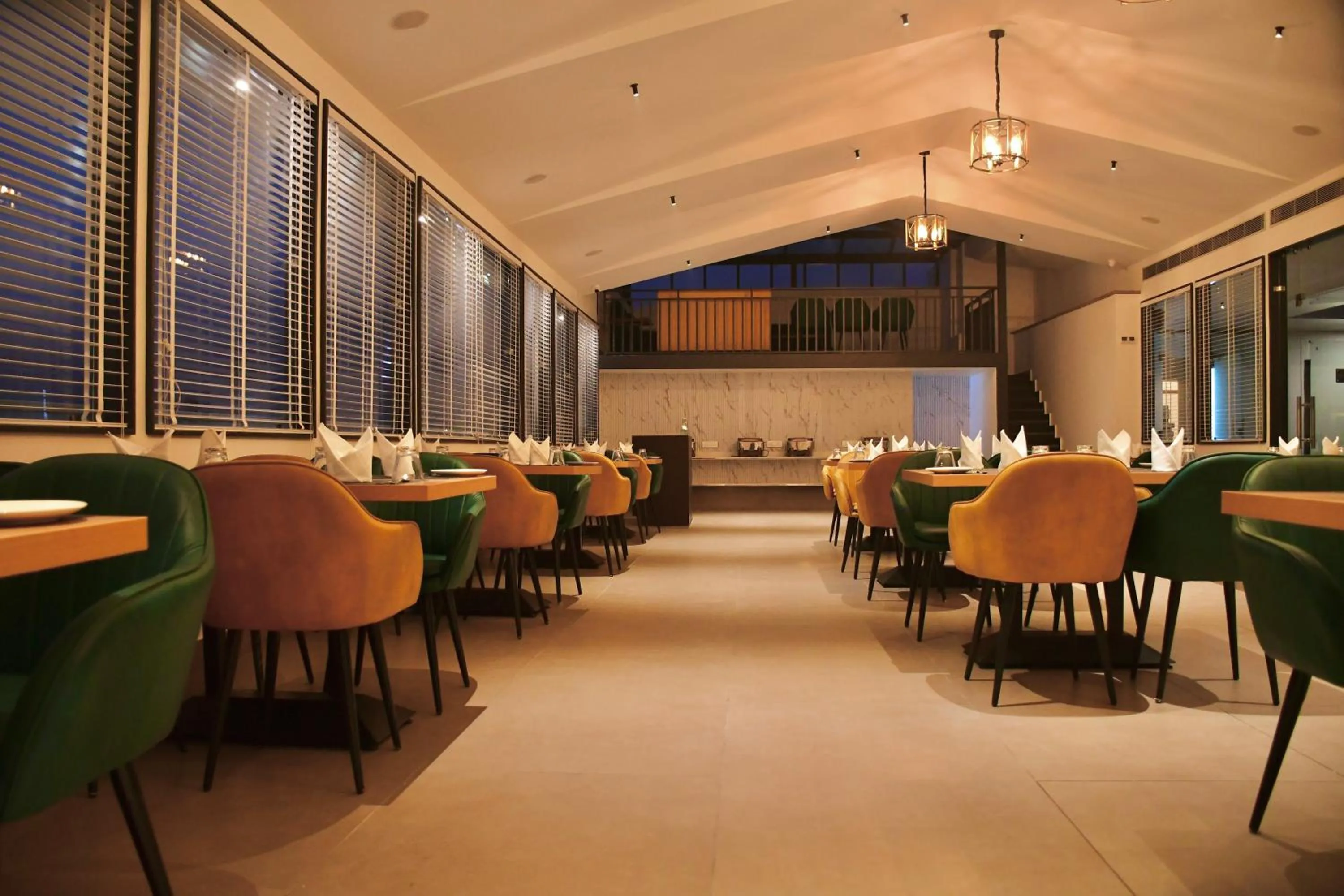 Restaurant/places to eat in SJ PARADISE