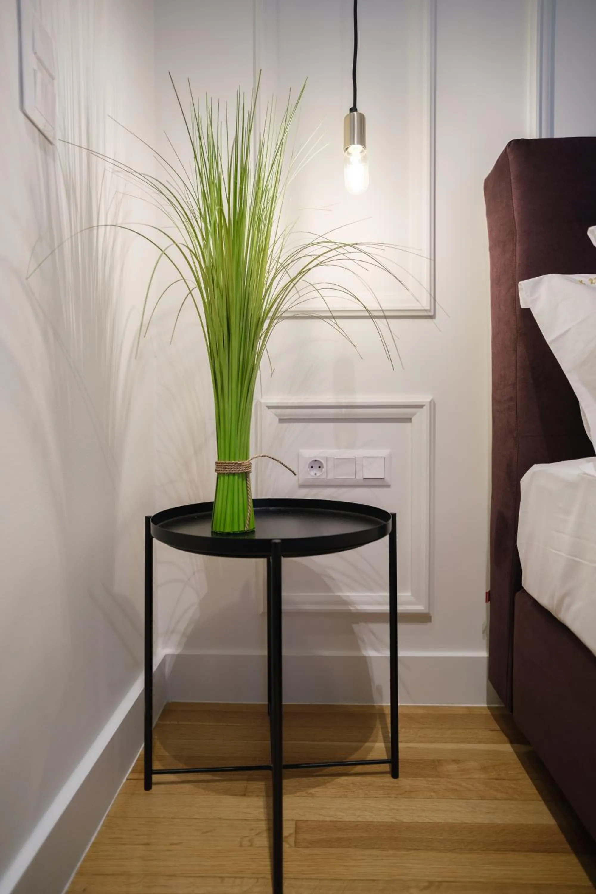 Decorative detail, Bed in K23 Color Suites