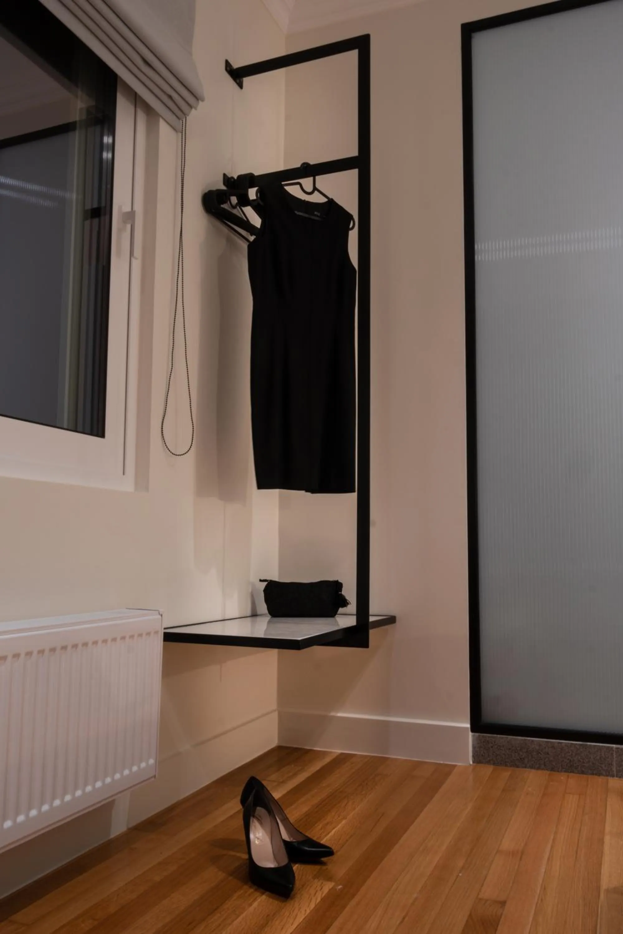 wardrobe in K23 Color Suites