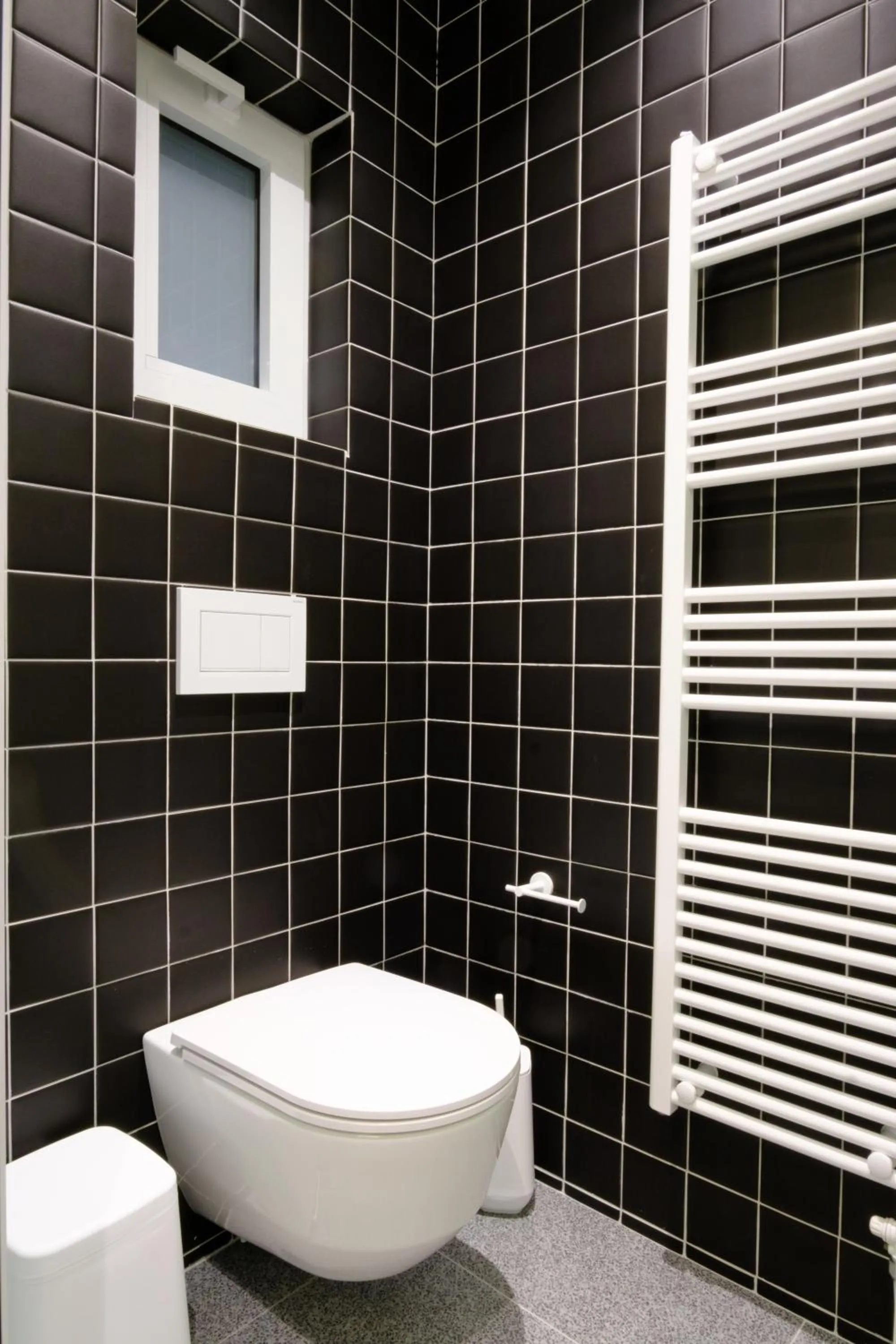 Bathroom in K23 Color Suites